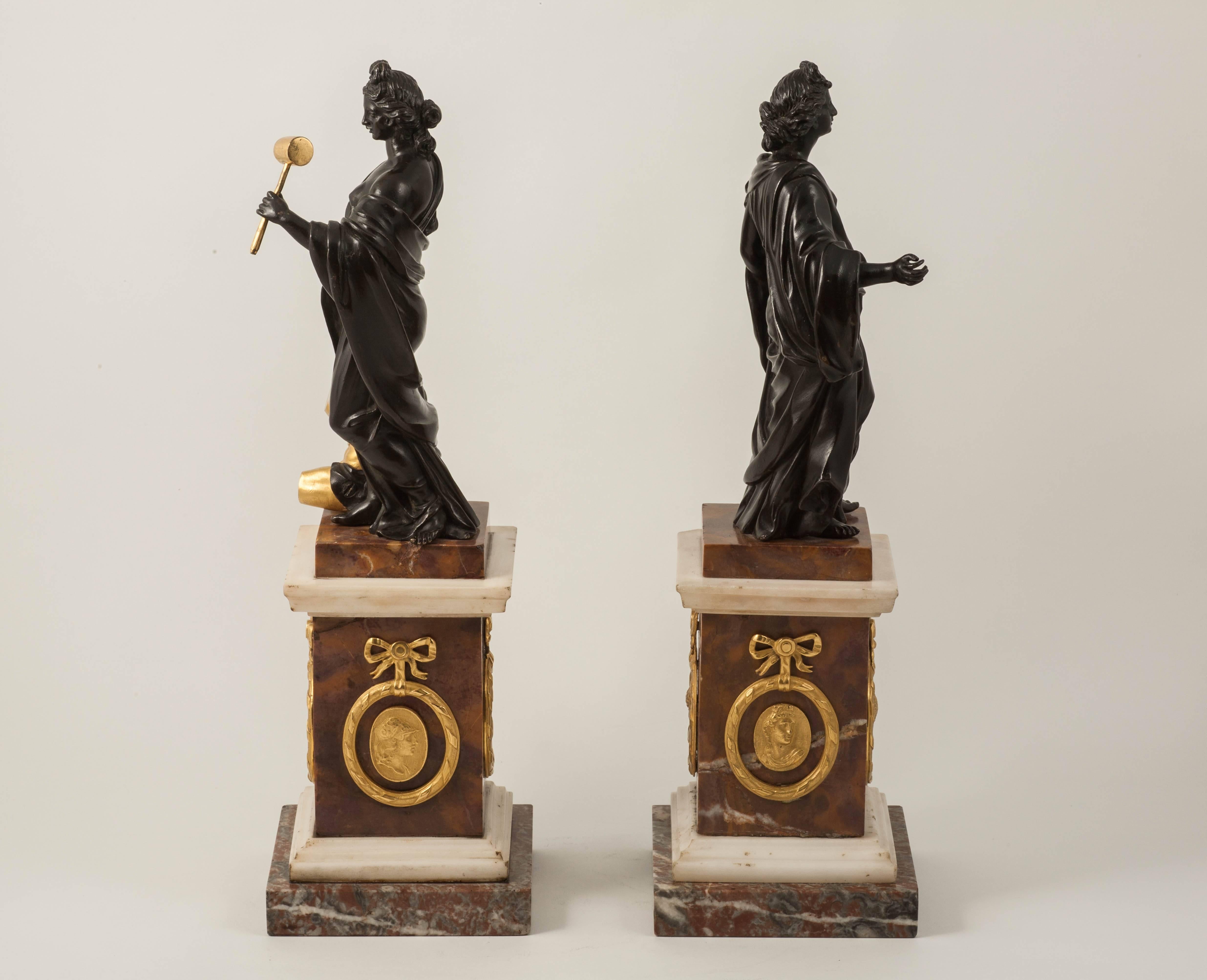 Rare Pair of Allegorical Bronze Figures Attributed to Valadier, Rome, circa 1780 In Excellent Condition For Sale In London, GB