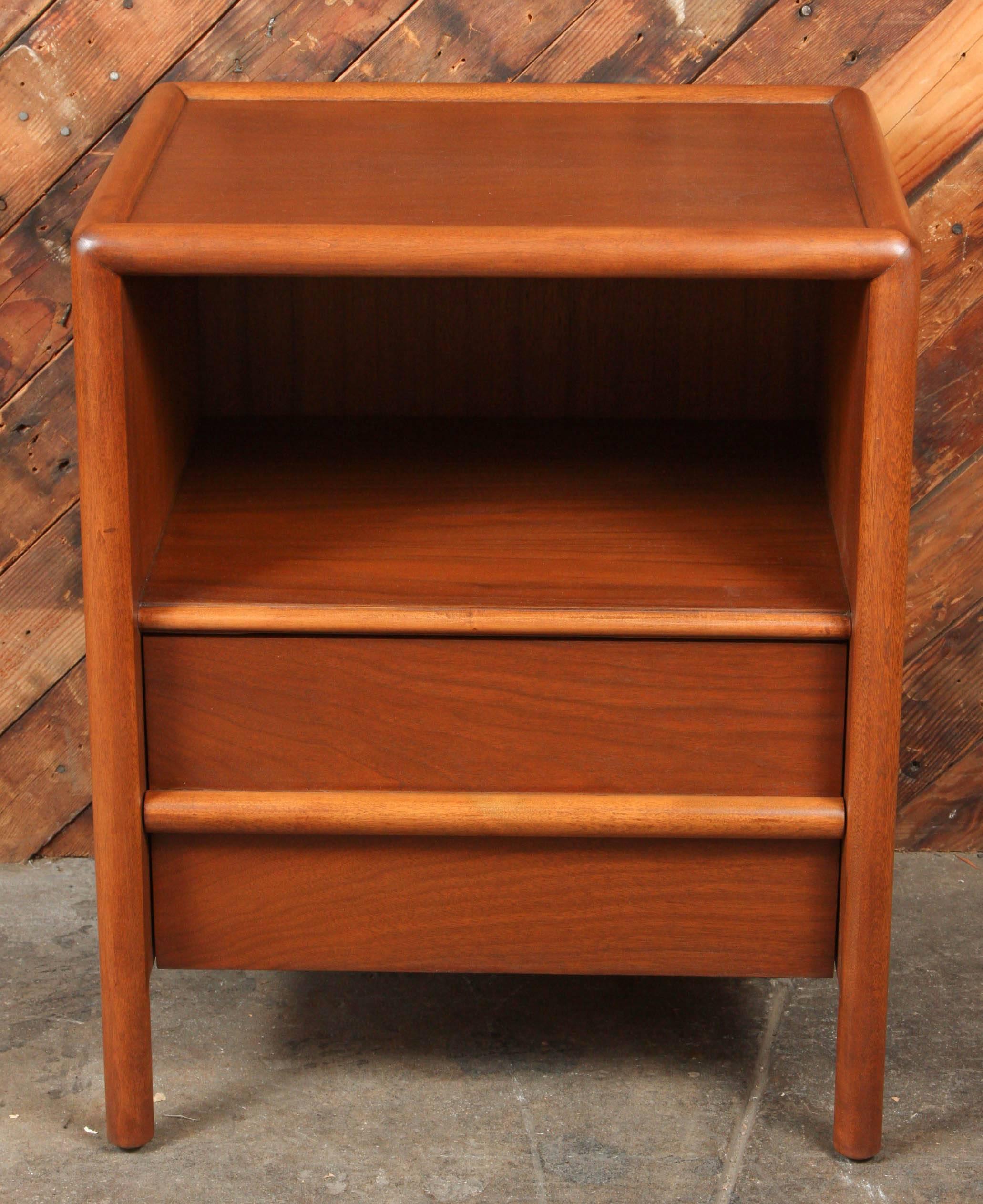 Gorgeous refinished T.H. Robsjohn-Gibbings nightstand, by Widdicomb, 1950s, walnut, open storage over one-drawer, original finish, Widdicomb label in drawer.