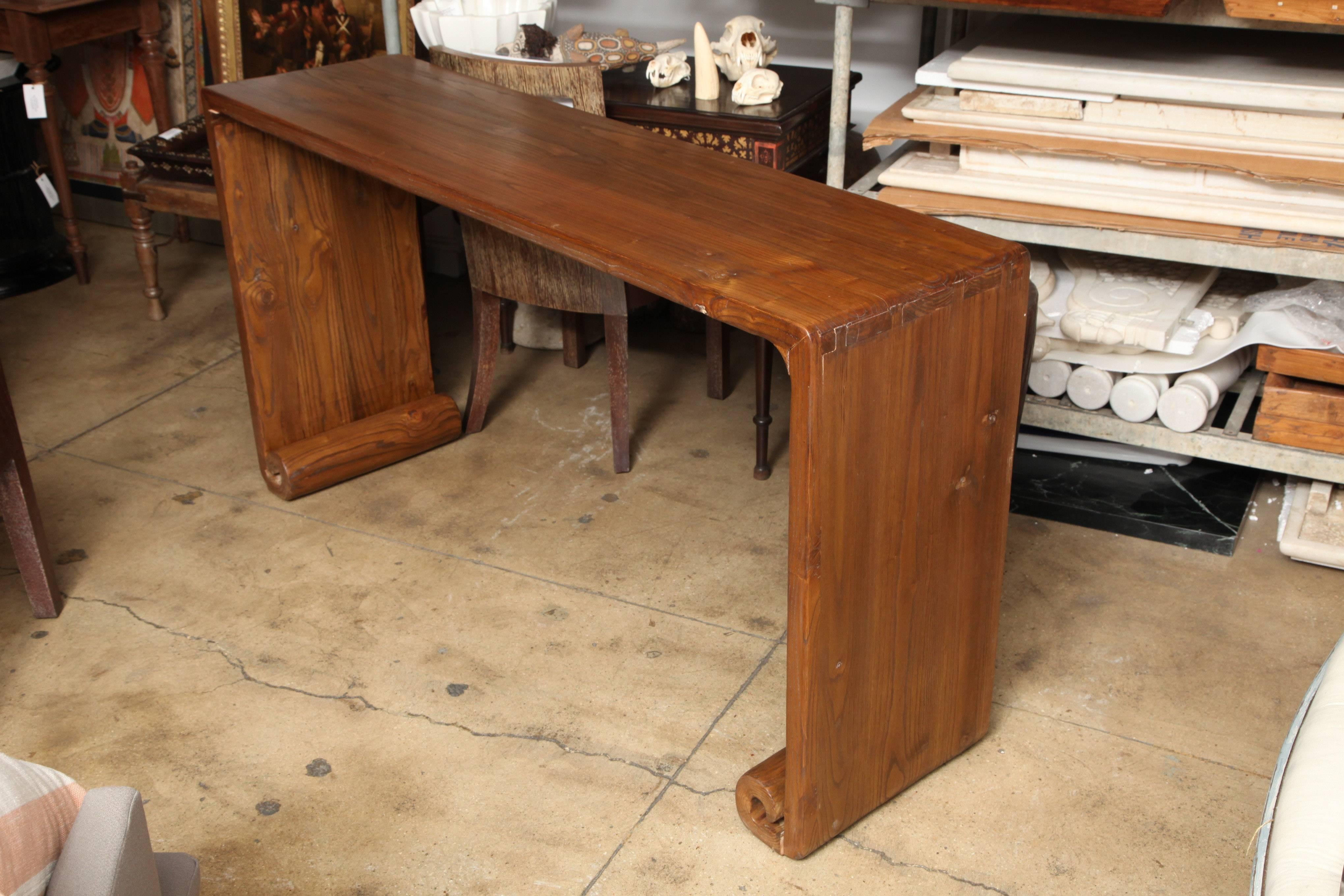 Scroll Console Table In Excellent Condition In New York, NY