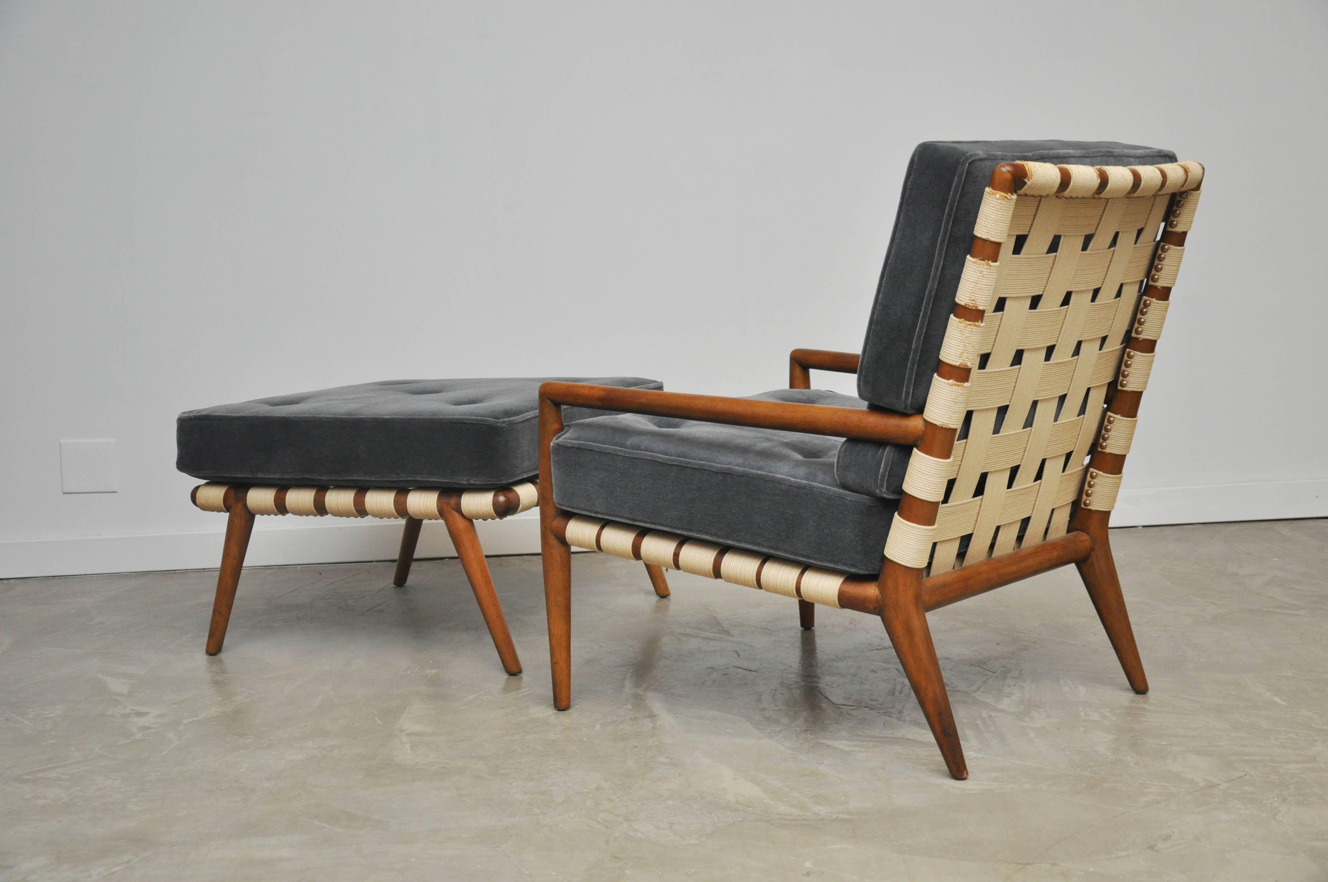 T.H. Robsjohn-Gibbings Strapped Lounge Chairs In Excellent Condition In Chicago, IL