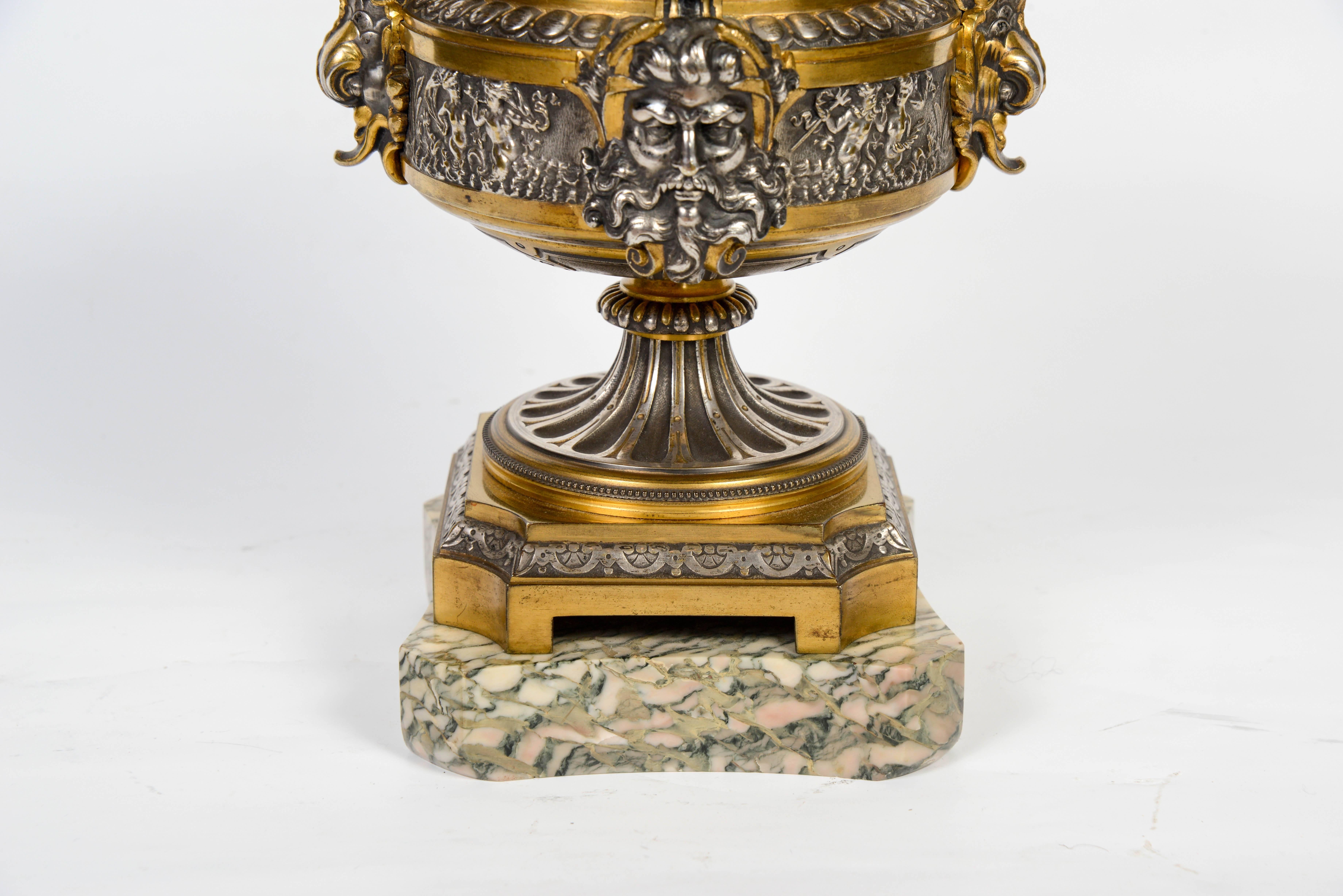 Renaissance Revival 19th Century Renaissance Style Bronze Cup in Gilt and Silver Bronze For Sale