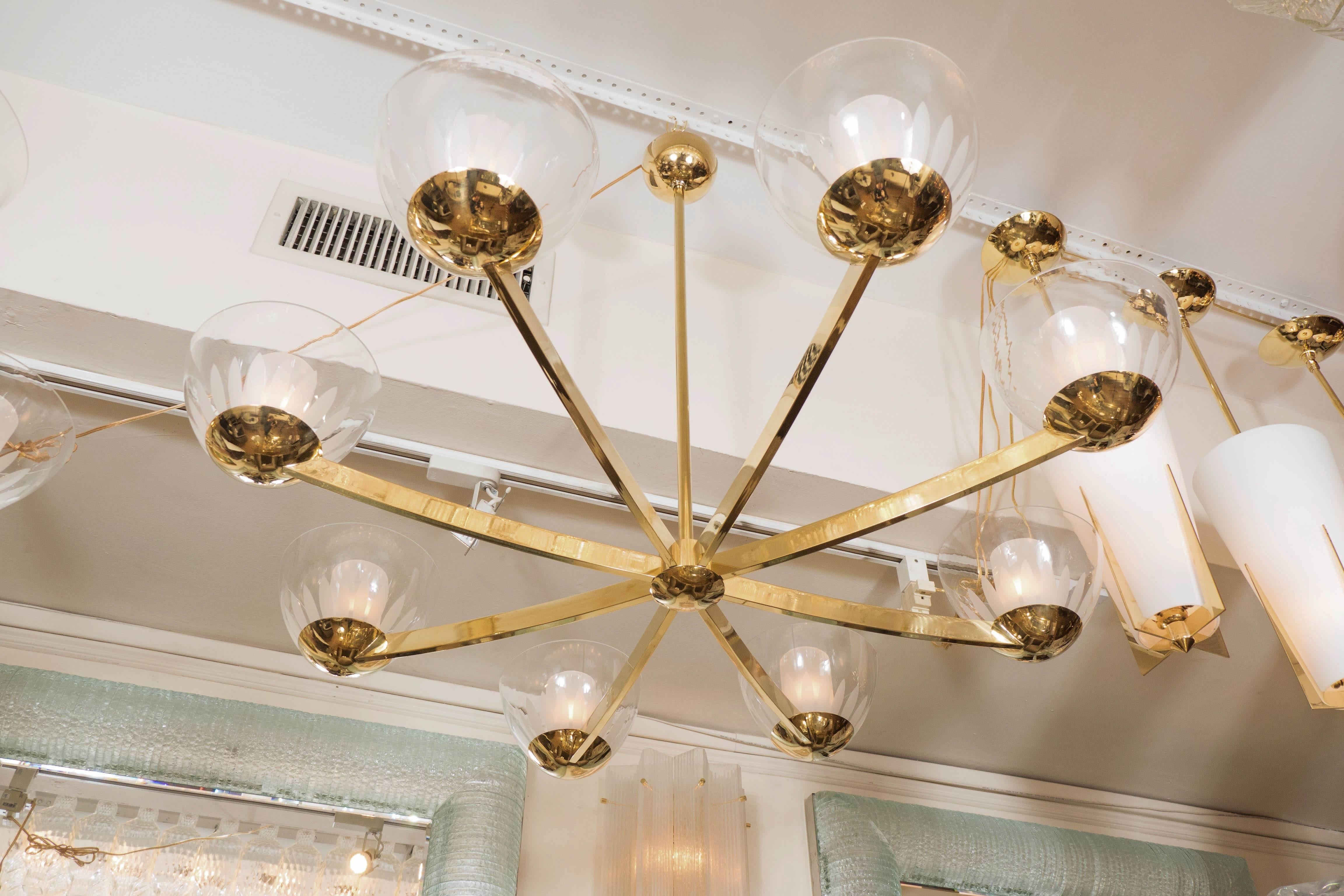 Late 20th Century Eight-Arm Brass Chandelier with Clear Glass Bobeches