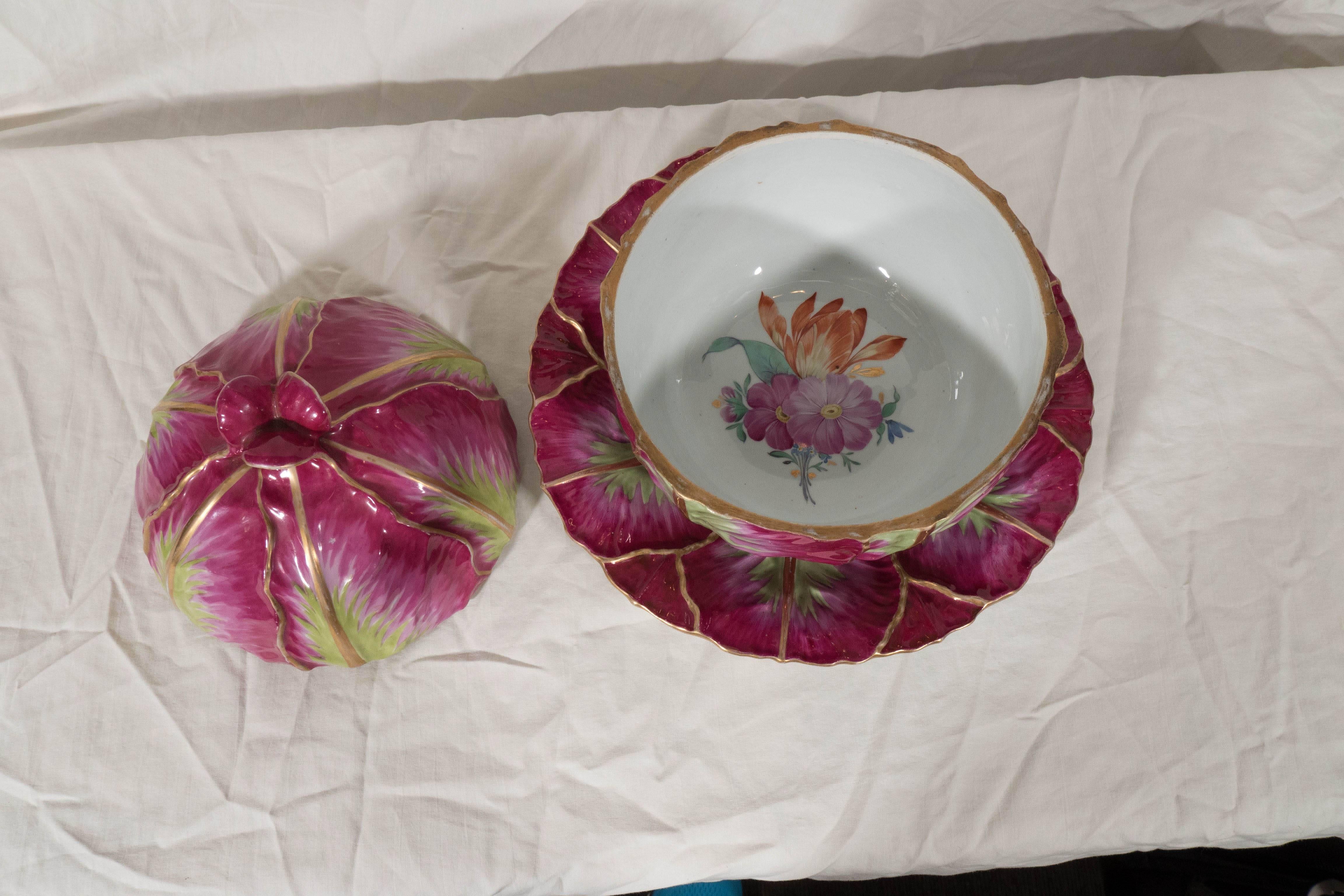Early 19th Century Meissen Cabbage Tureen Painted in Fuchsia and Green 2