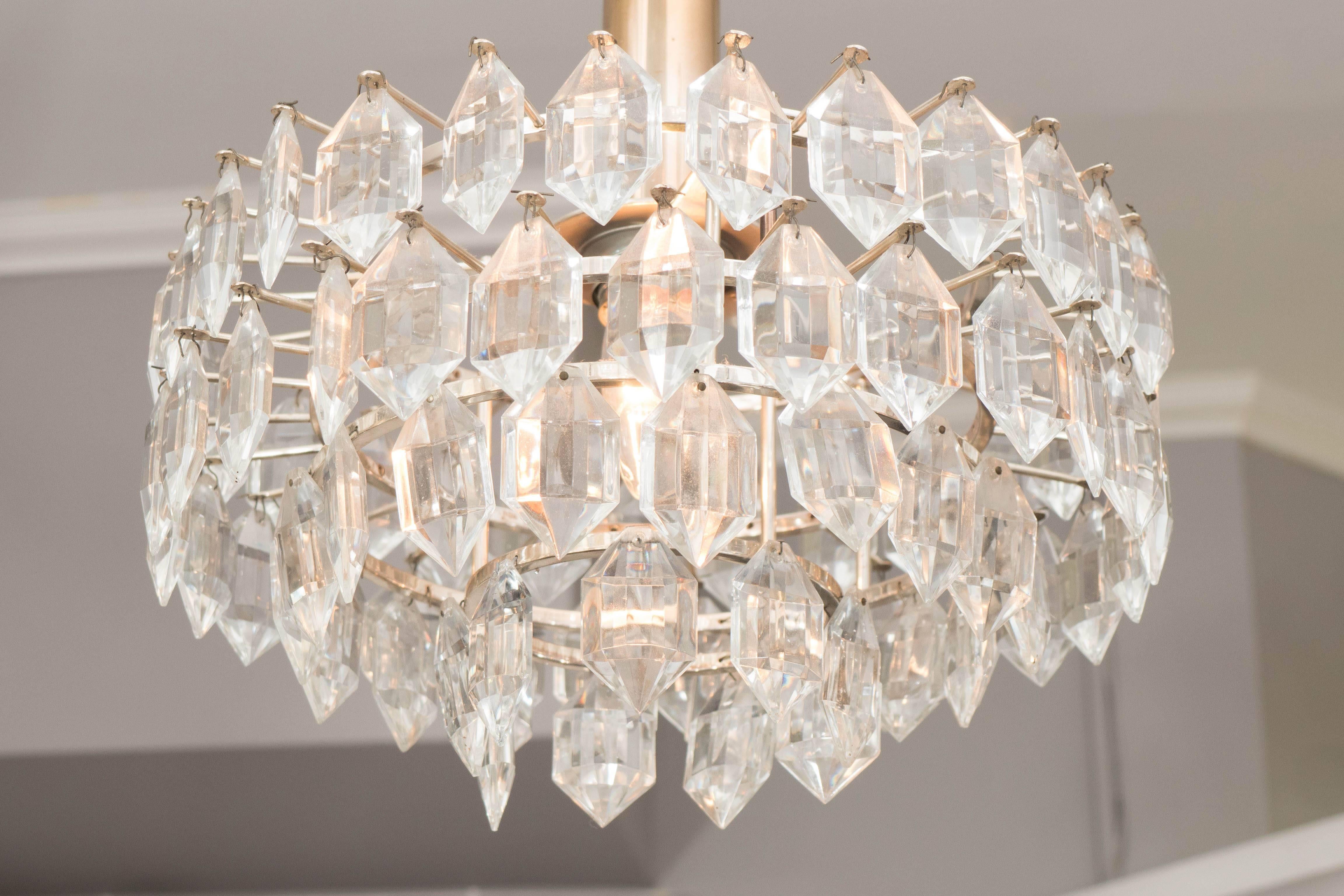 Mid-Century Modern Lampe à suspension en cristal autrichien Bakalowits des années 1960 en vente