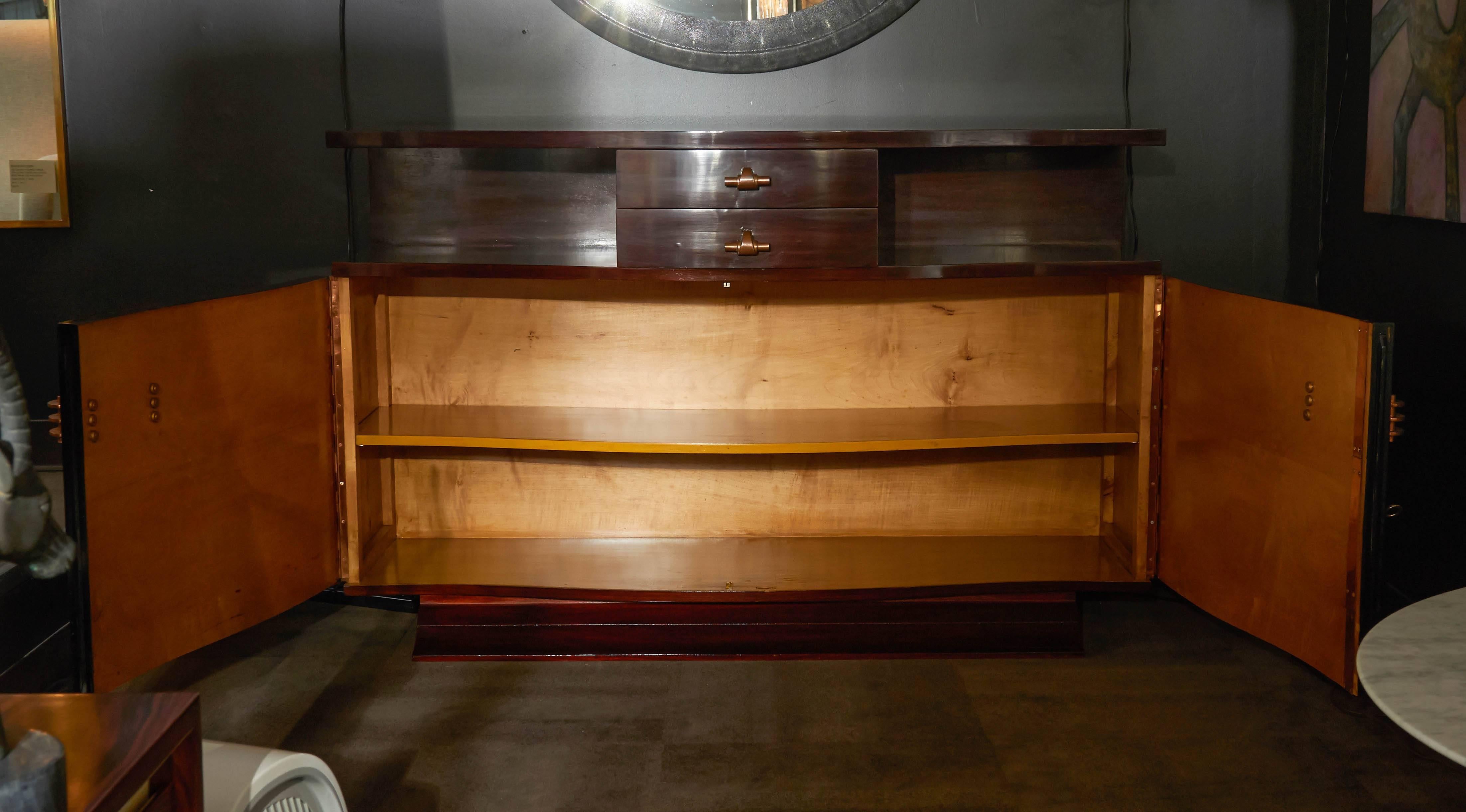 Art Deco Rosewood Sideboard with Bow Fronted Design In Excellent Condition In Fort Lauderdale, FL