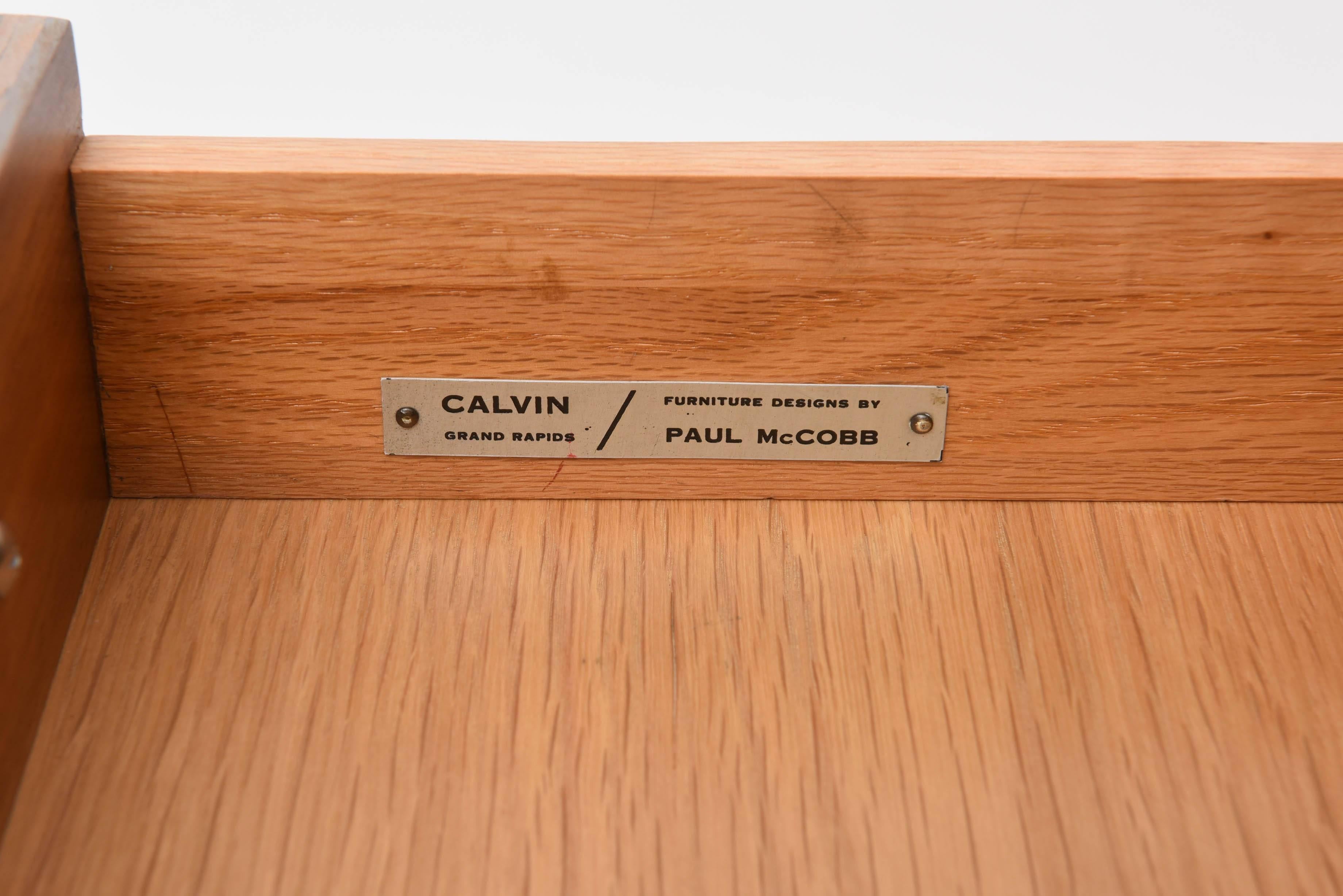 Paul McCobb Side Table In Excellent Condition In North Miami, FL
