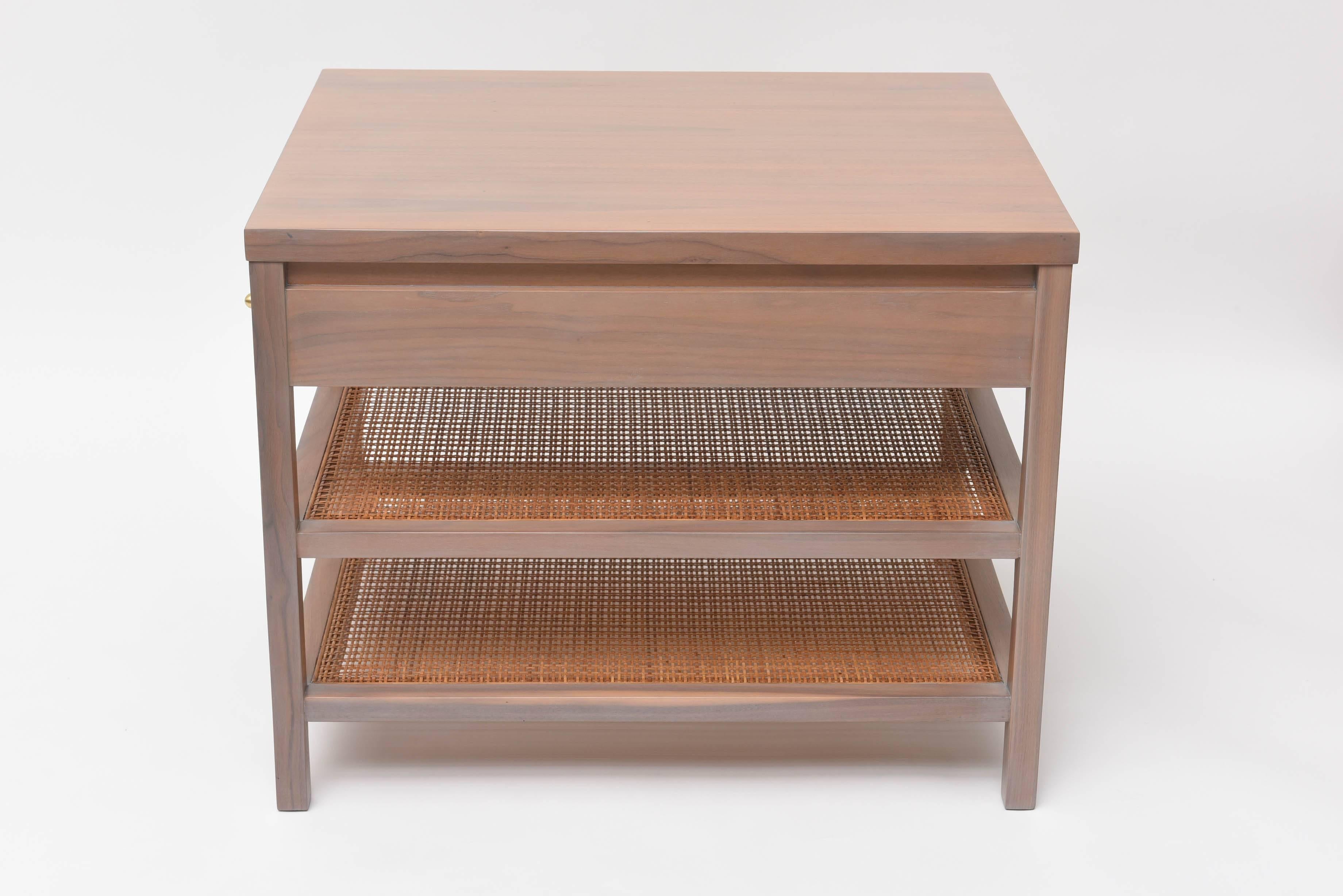 Mid-20th Century Paul McCobb Side Table