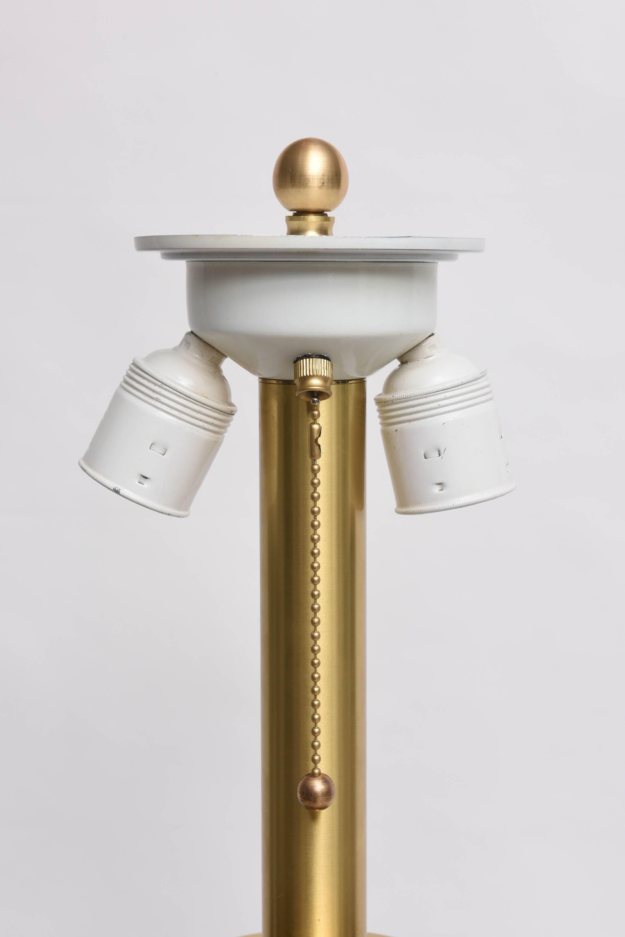 Italian Midcentury Table Lamp, Brass and Glass, Attributed to Studio Willy Rizzo