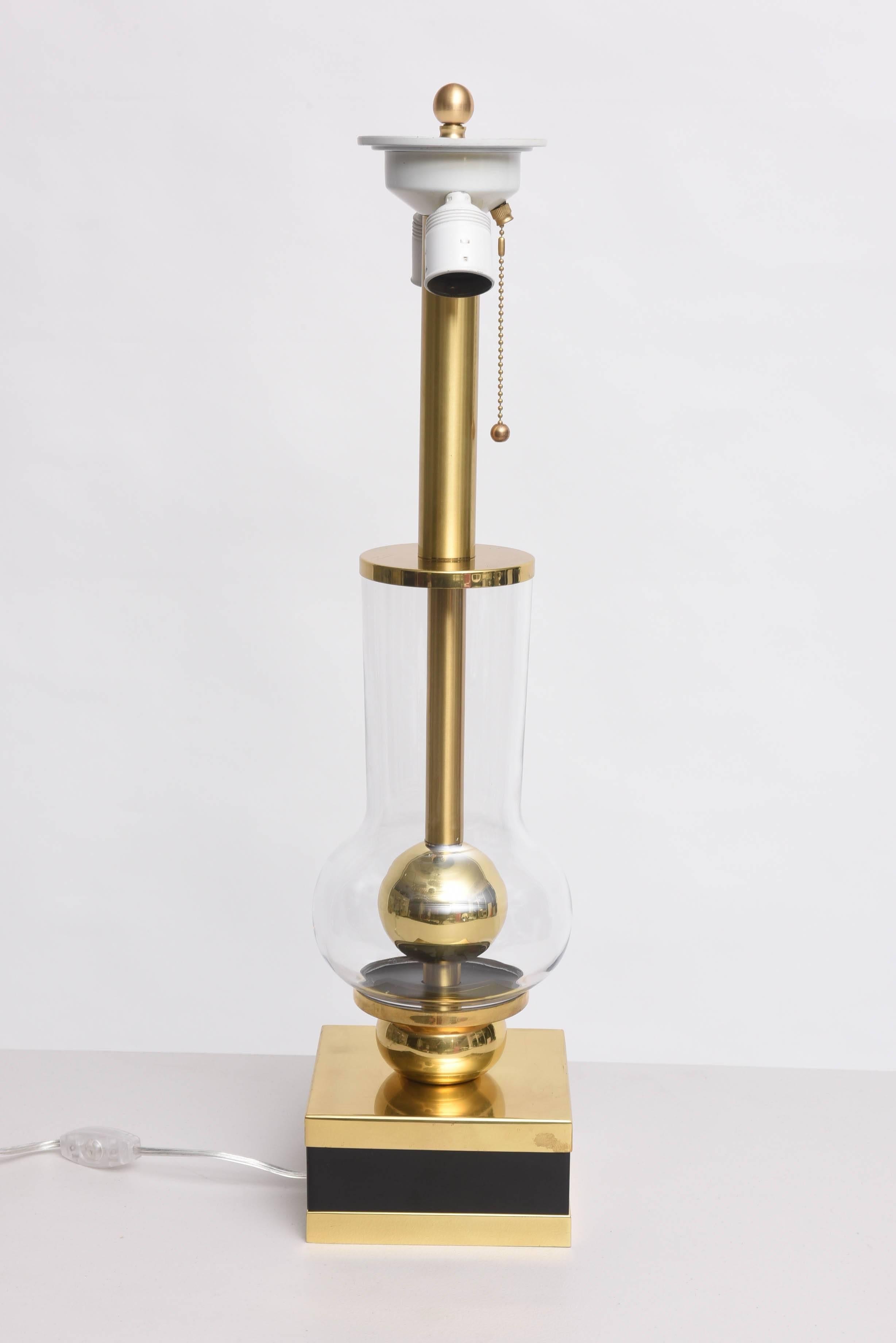 20th Century Midcentury Table Lamp, Brass and Glass, Attributed to Studio Willy Rizzo