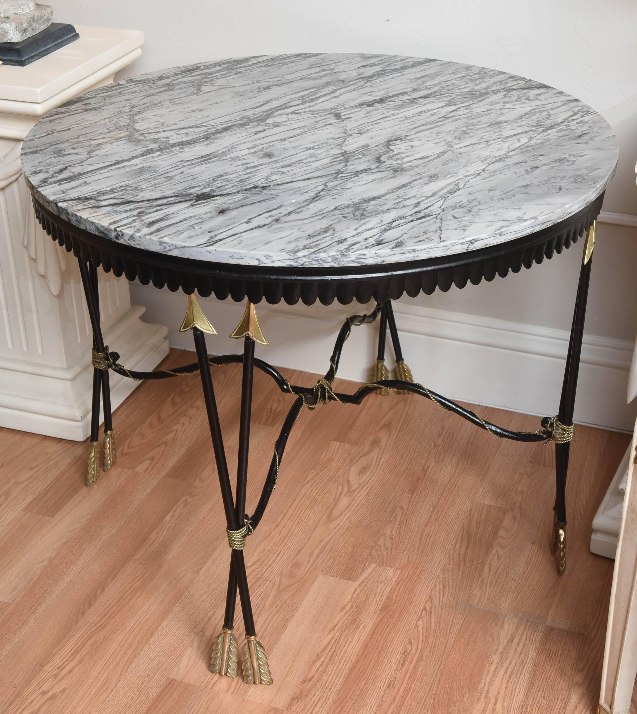 Neoclassical Crossed Arrows Marble-Top Center Table For Sale 4