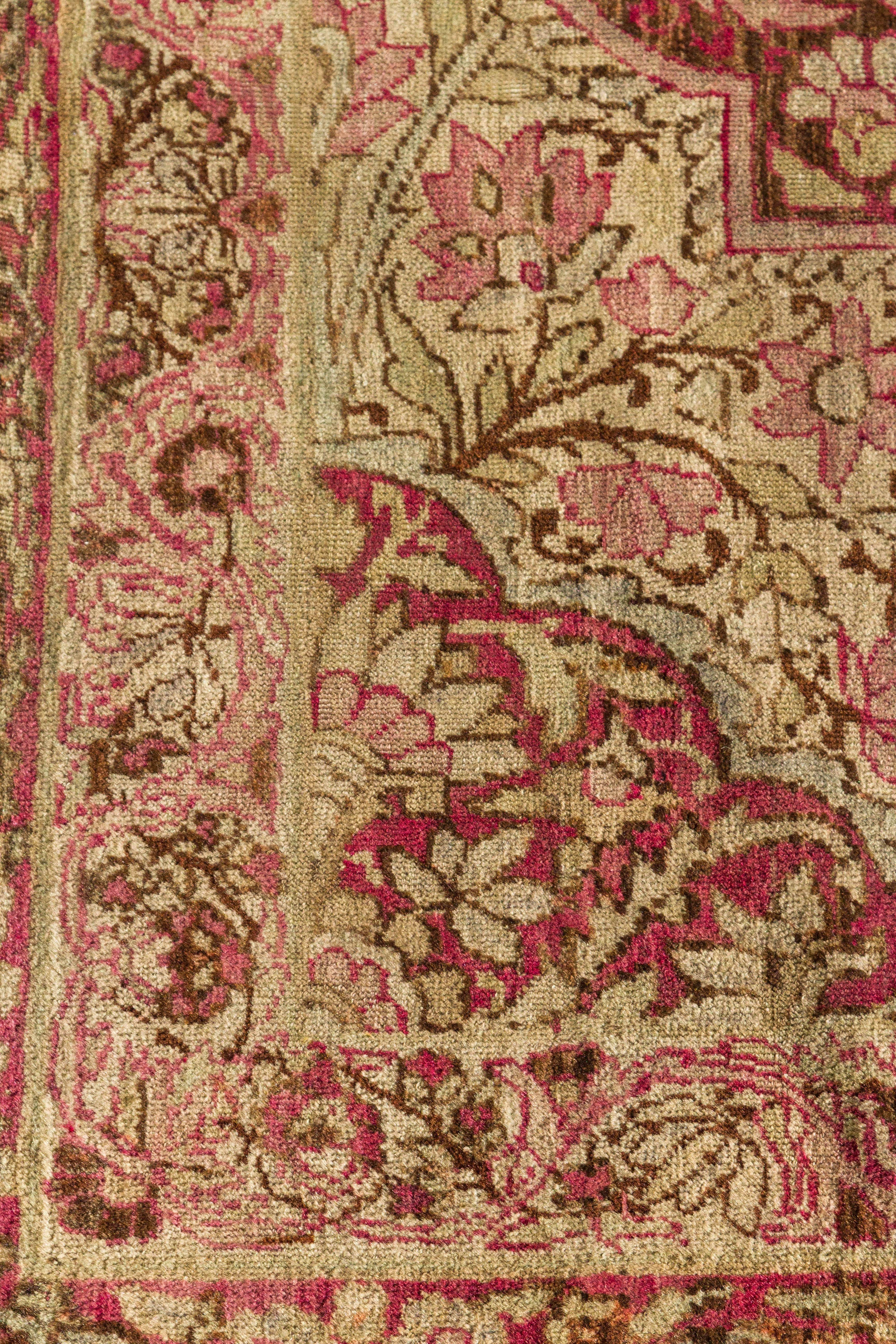 Antique Lavar Kerman rug
Measurement: 12'8