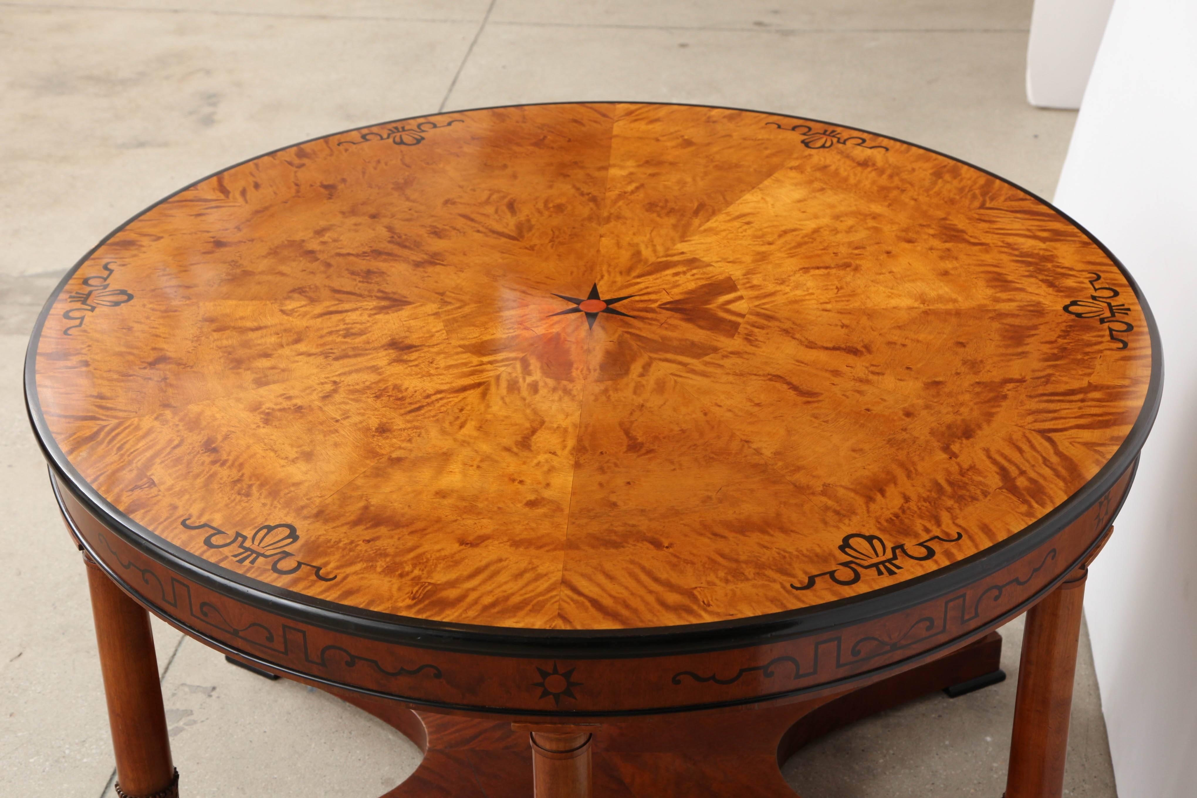 Swedish Grace Side Table 1