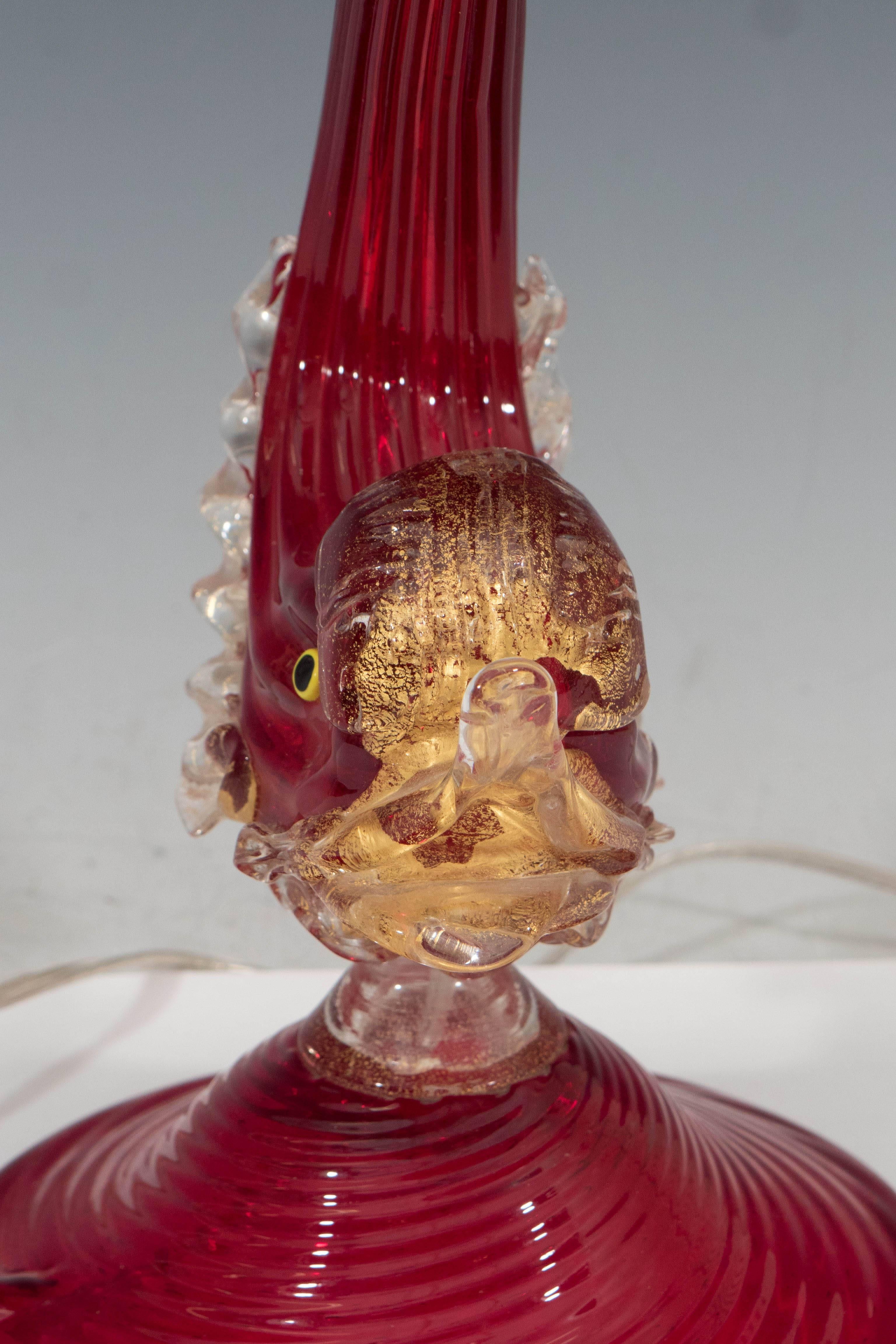 Italian Hollywood Regency Style Red Murano Glass Fish Lamp Attributed to Barovier e Toso For Sale