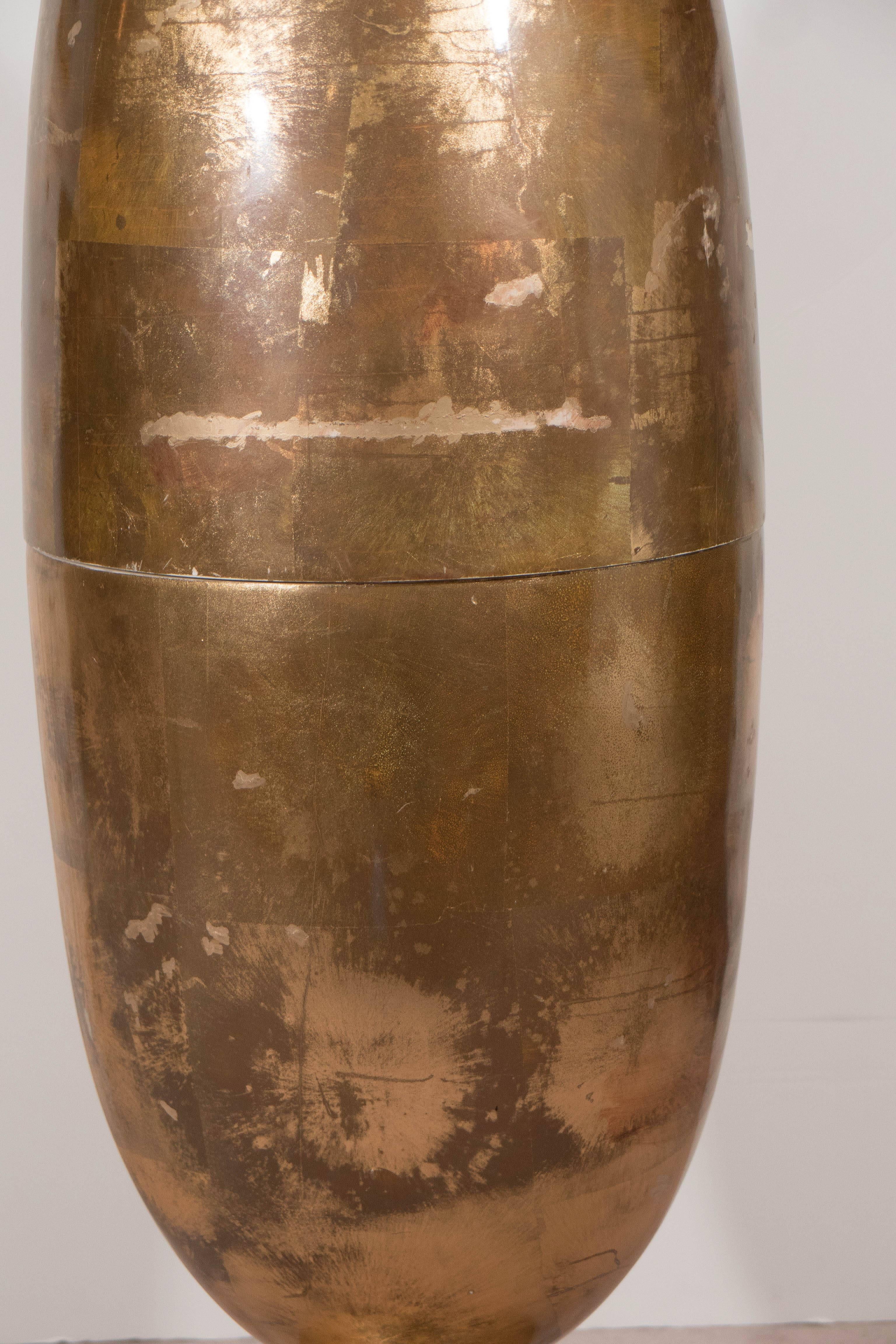 Impressive Large Ice Bucket in Gold-Leaf In Good Condition In New York, NY