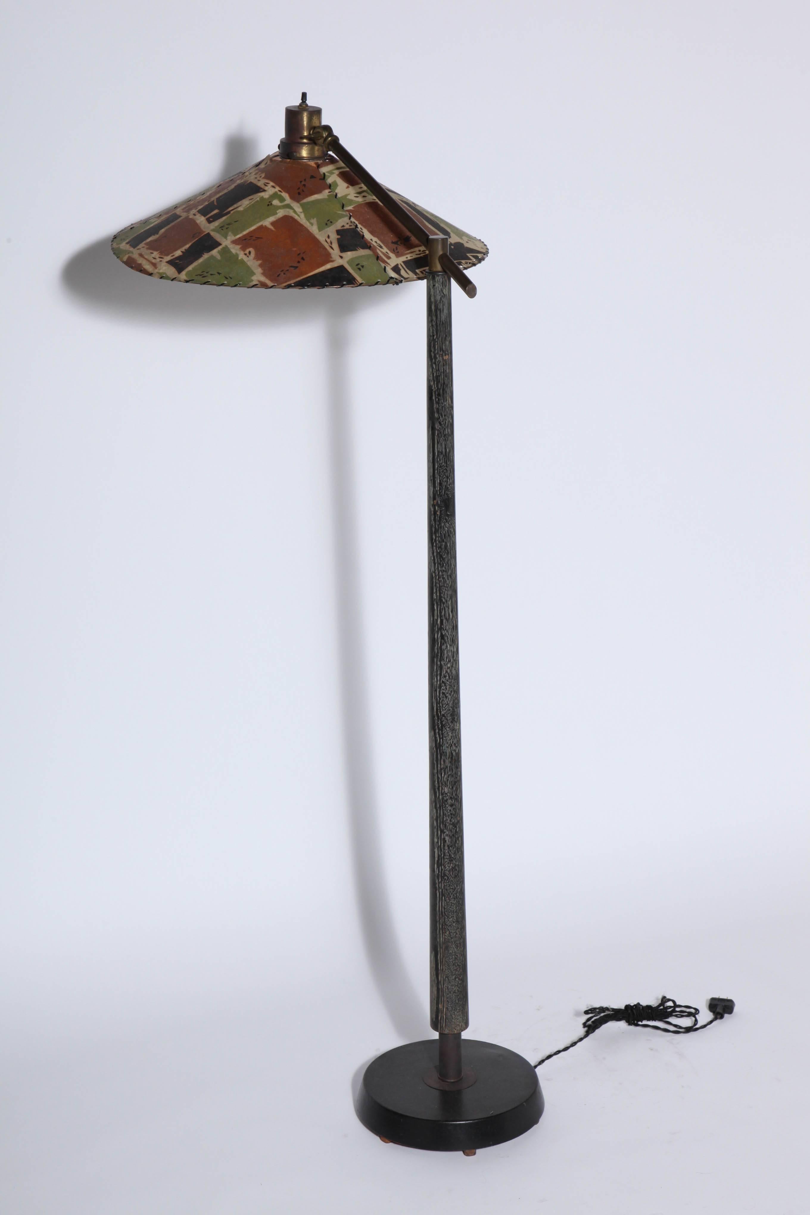Ebonisierte Stehlampe im Max Kment-Stil mit Kamee-Schirm und Kamee-Schirm, 1950er Jahre im Angebot 2