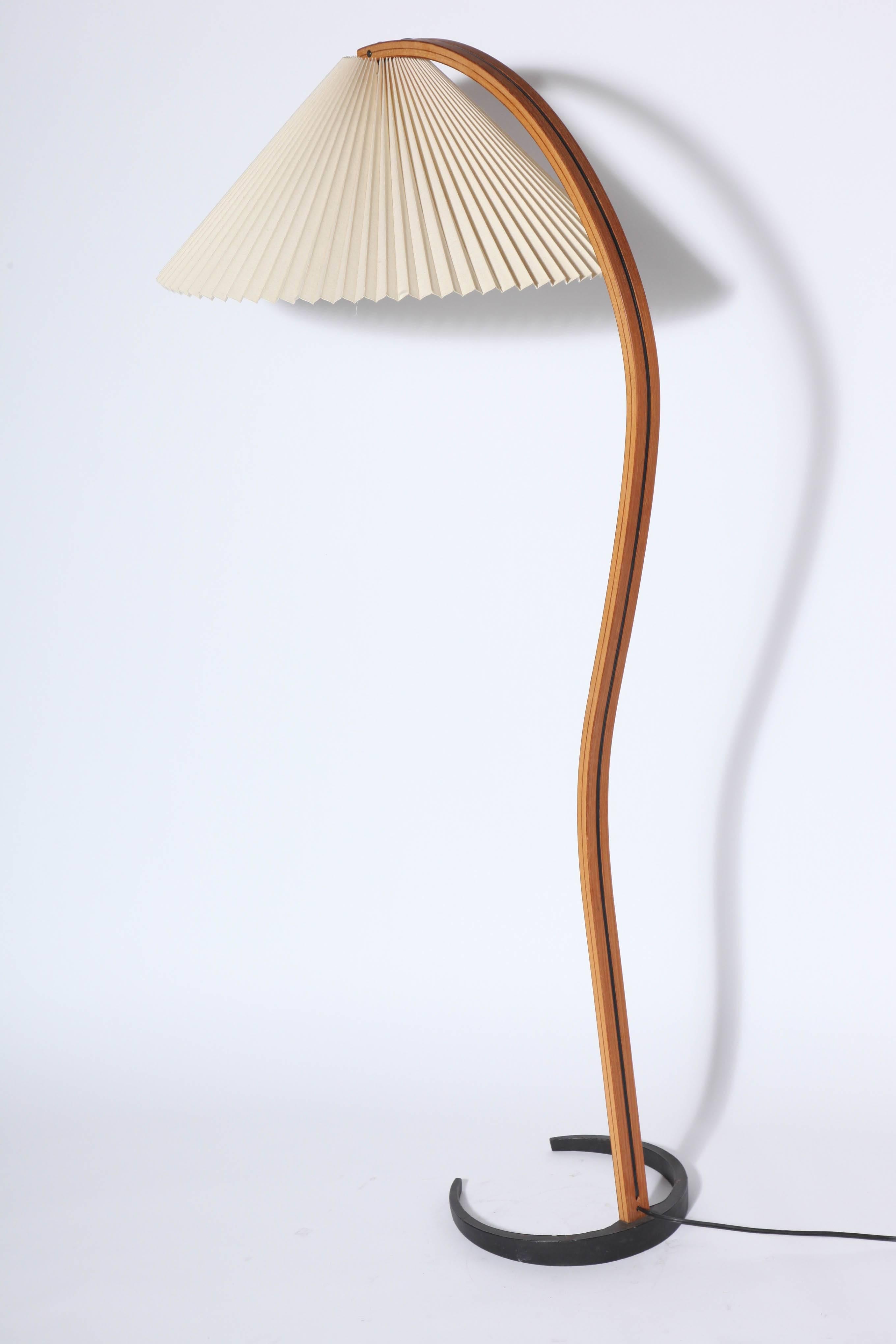 mads caprani lamp