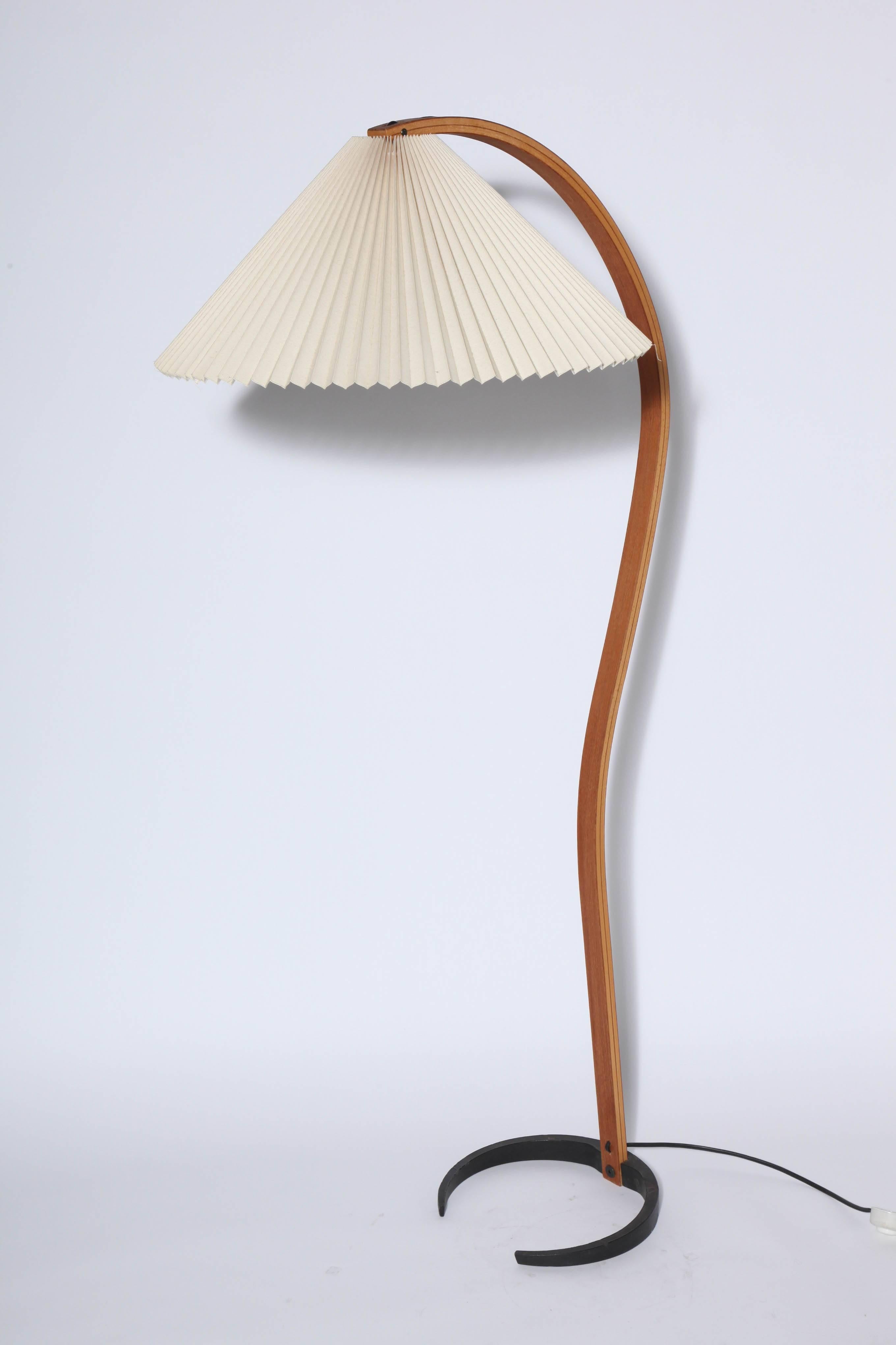 Early Mads Caprani Bentwood Floor Lamp In Good Condition In Bainbridge, NY