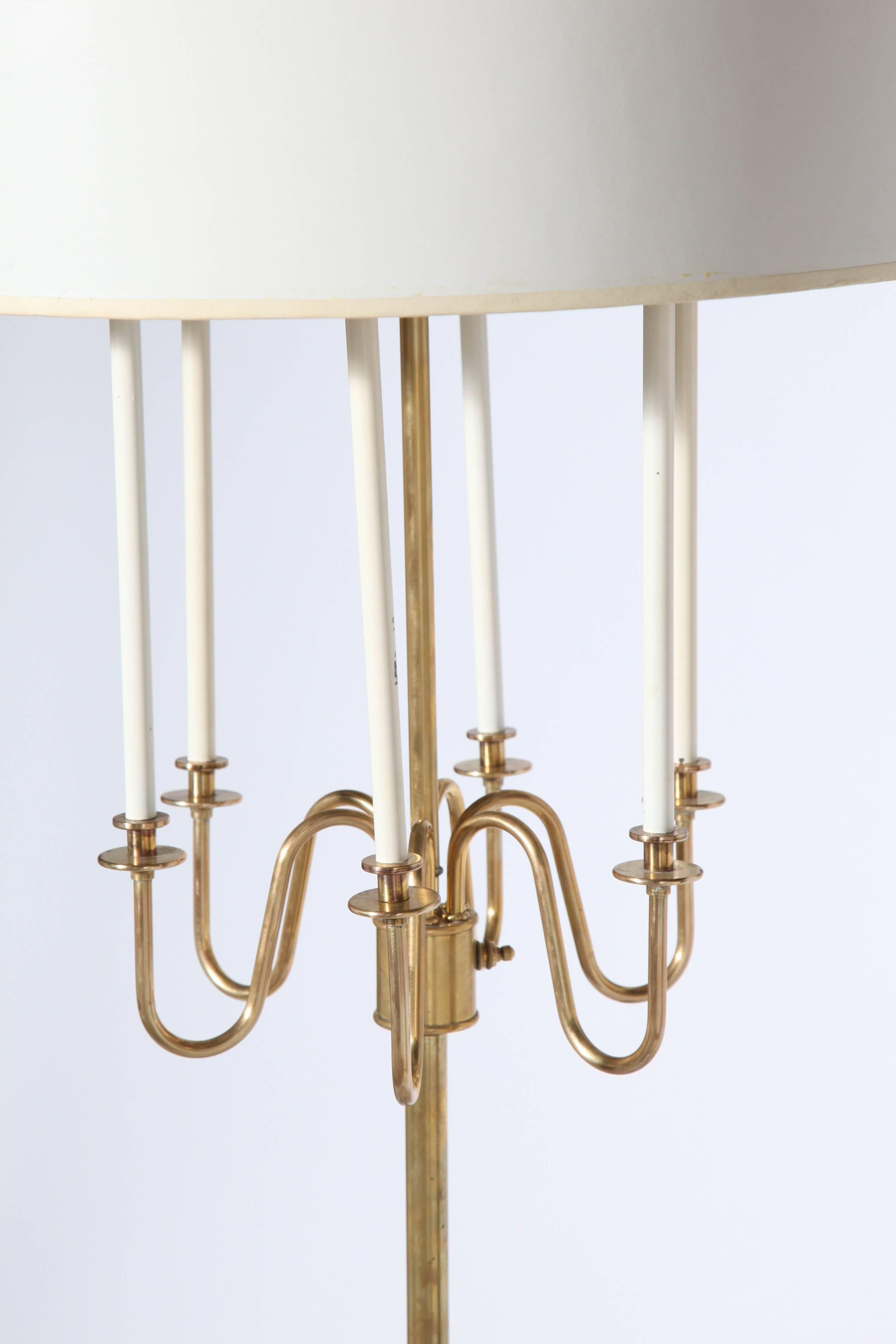 Tommi Parzinger Style Marble, Brass, Shaded Candlestick Side Table Floor Lamp  Bon état - En vente à Bainbridge, NY