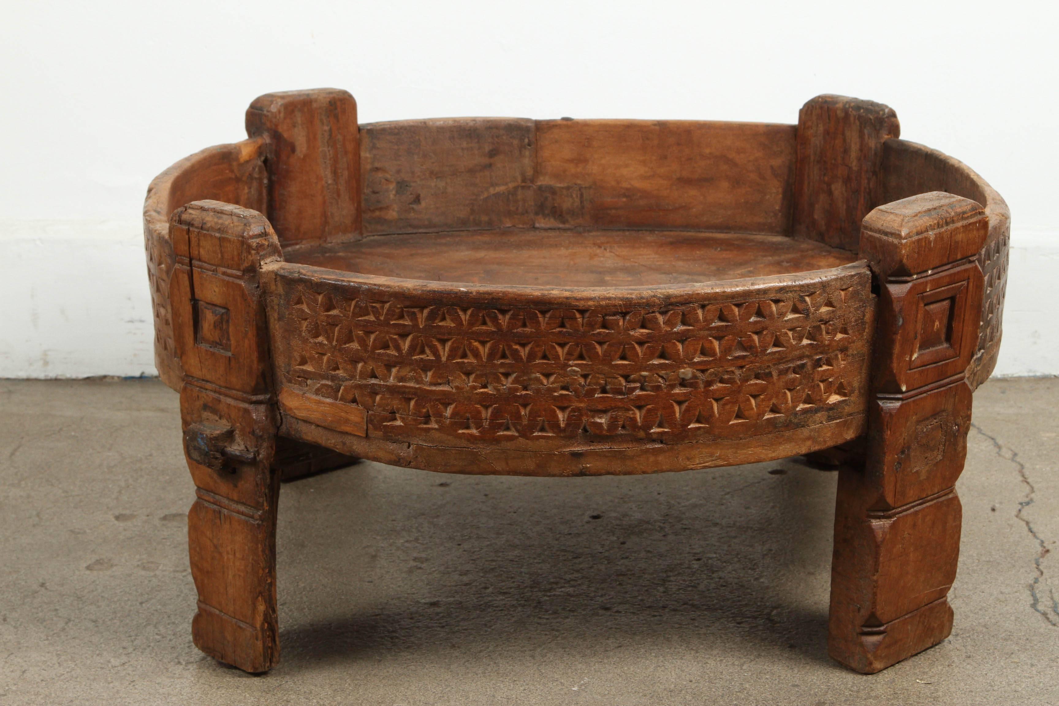 Great Moroccan round Tribal table, made of wood and iron, hand-carved with geometric African design.
Hand-crafted in Africa by the Berber tribes of Morocco.
Great to use indoor or outdoor.
