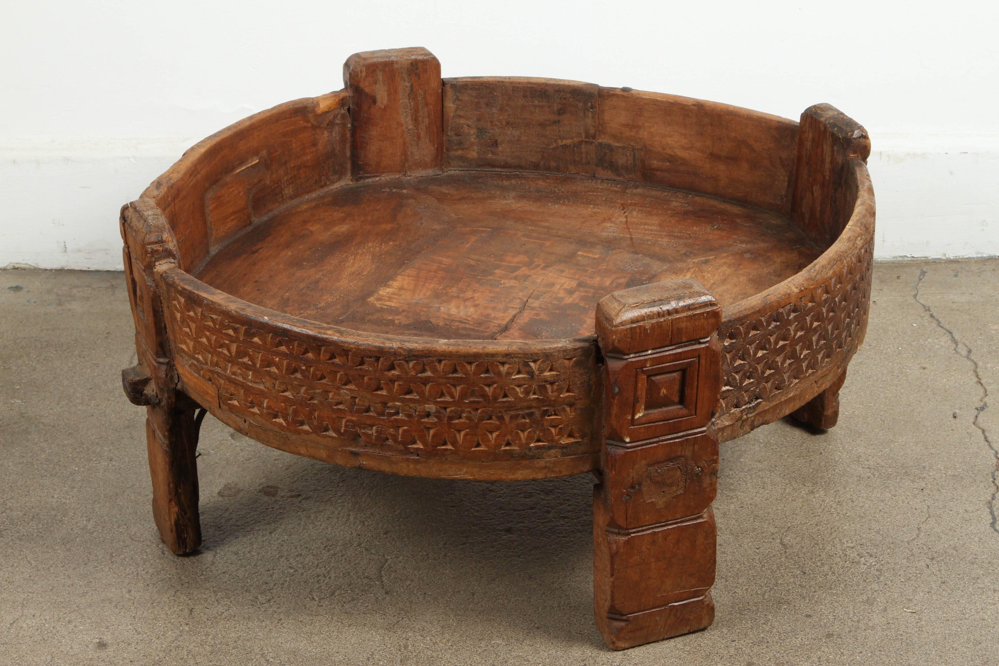 moroccan round table