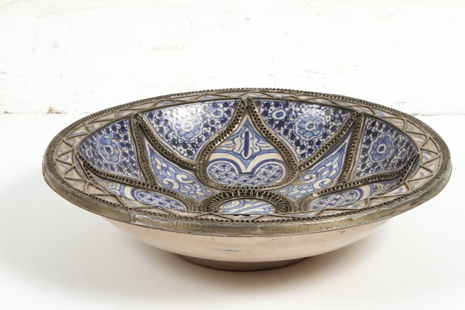 Large Decorative Ceramic Plates from Fez For Sale at 1stdibs