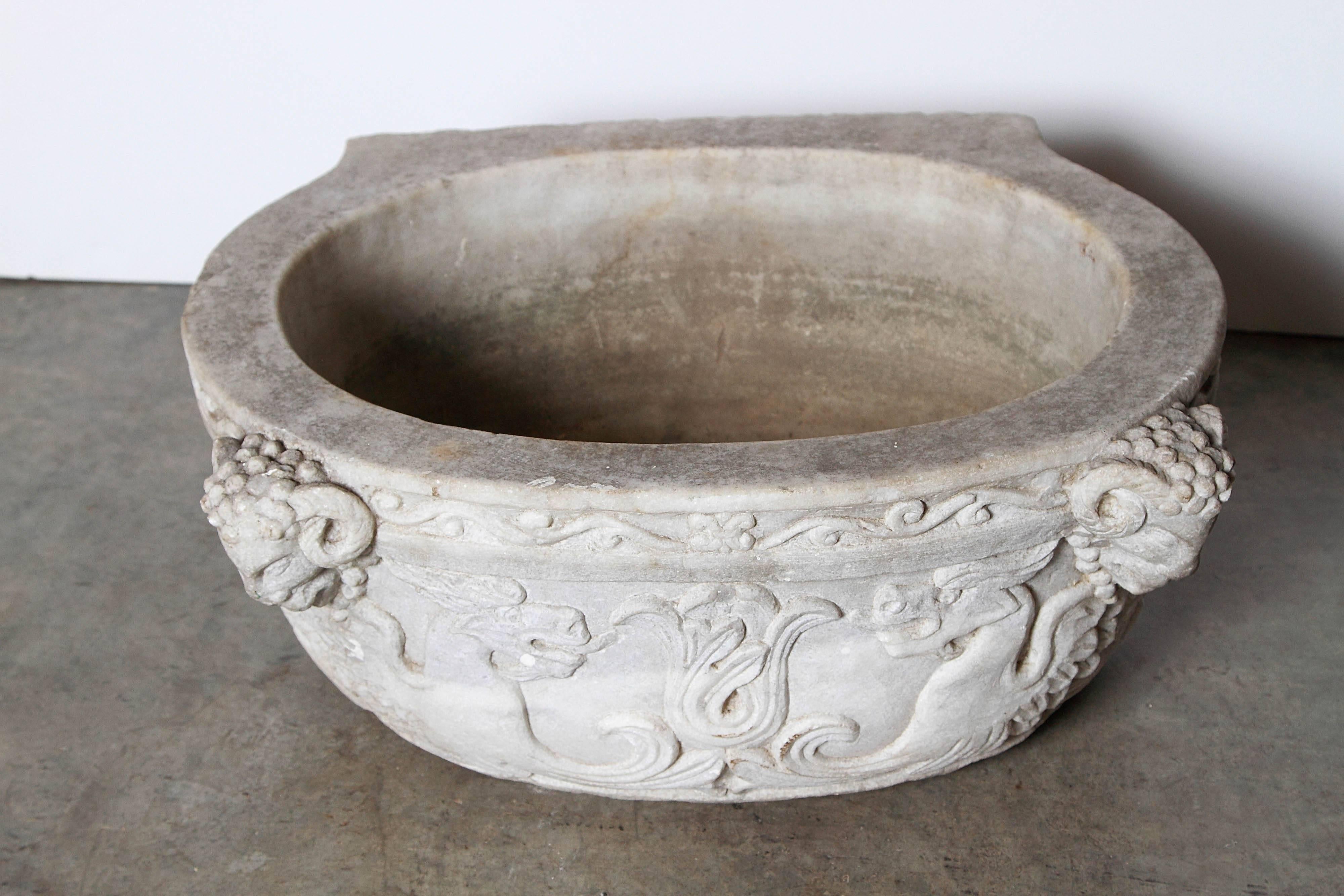 Carved Italian Marble Stoup or Sink, circa 1800 6