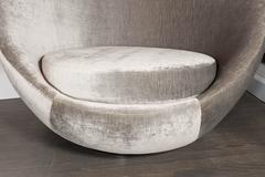 Mid-Century Modernist Swivel "Egg" Chair by Milo Baughman for Thayer Coggin