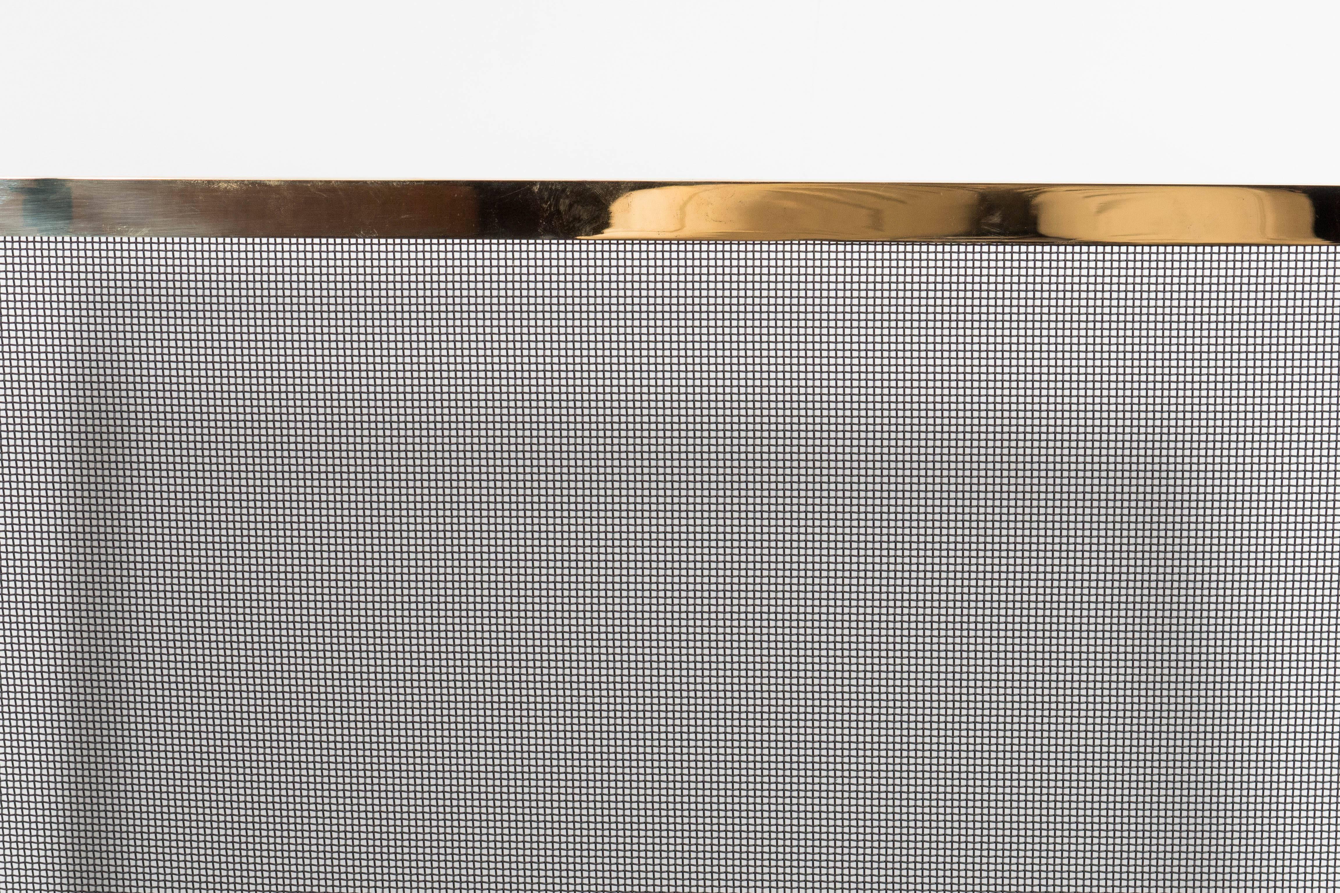 Custom Minimalist Fire Screen Polished & Lacquered Brass and Iron Mesh In Excellent Condition In New York, NY