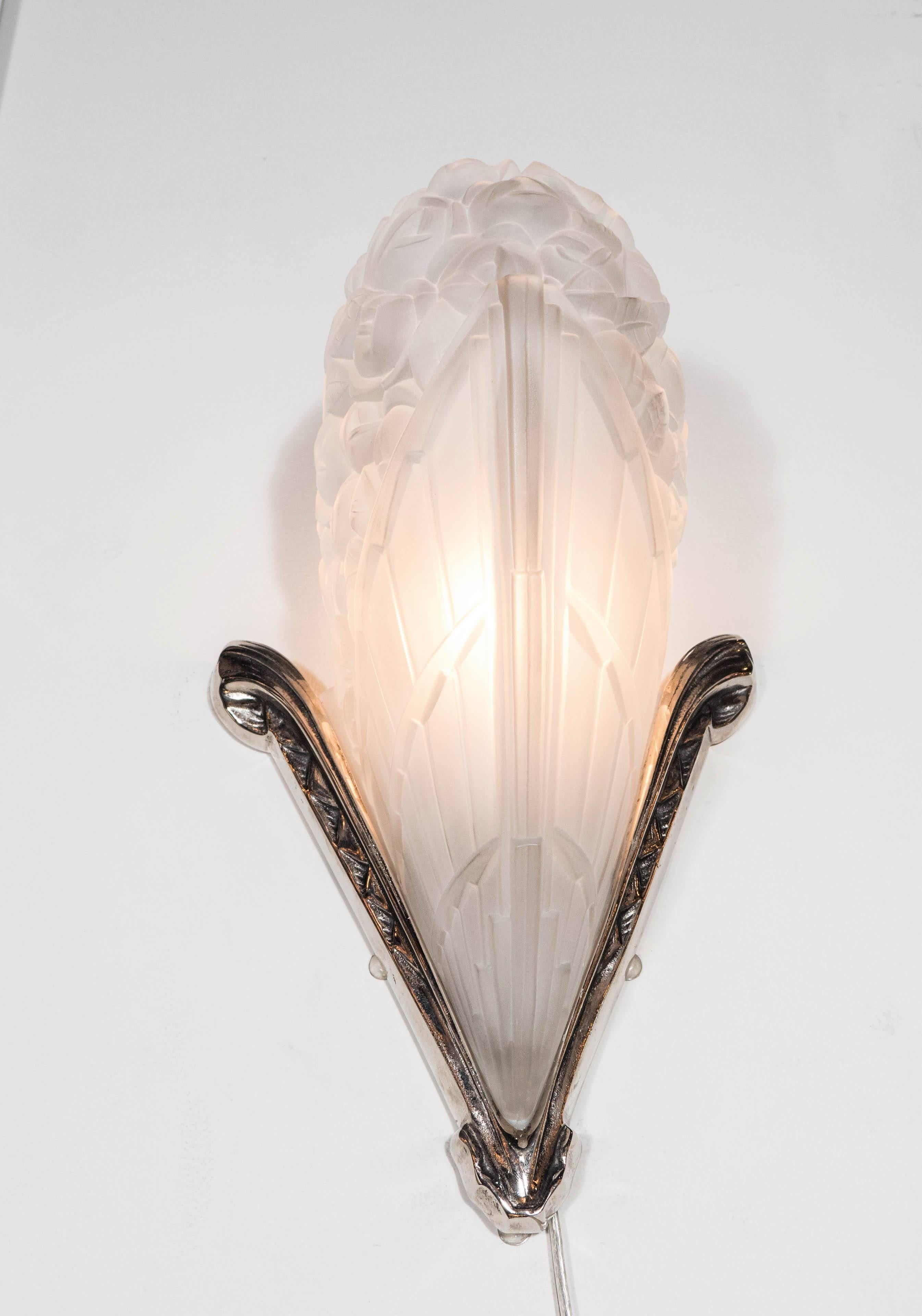 Frosted Pair of Gorgeous French Art Deco Relief Glass Sconces by Degue with Bouquet Moti