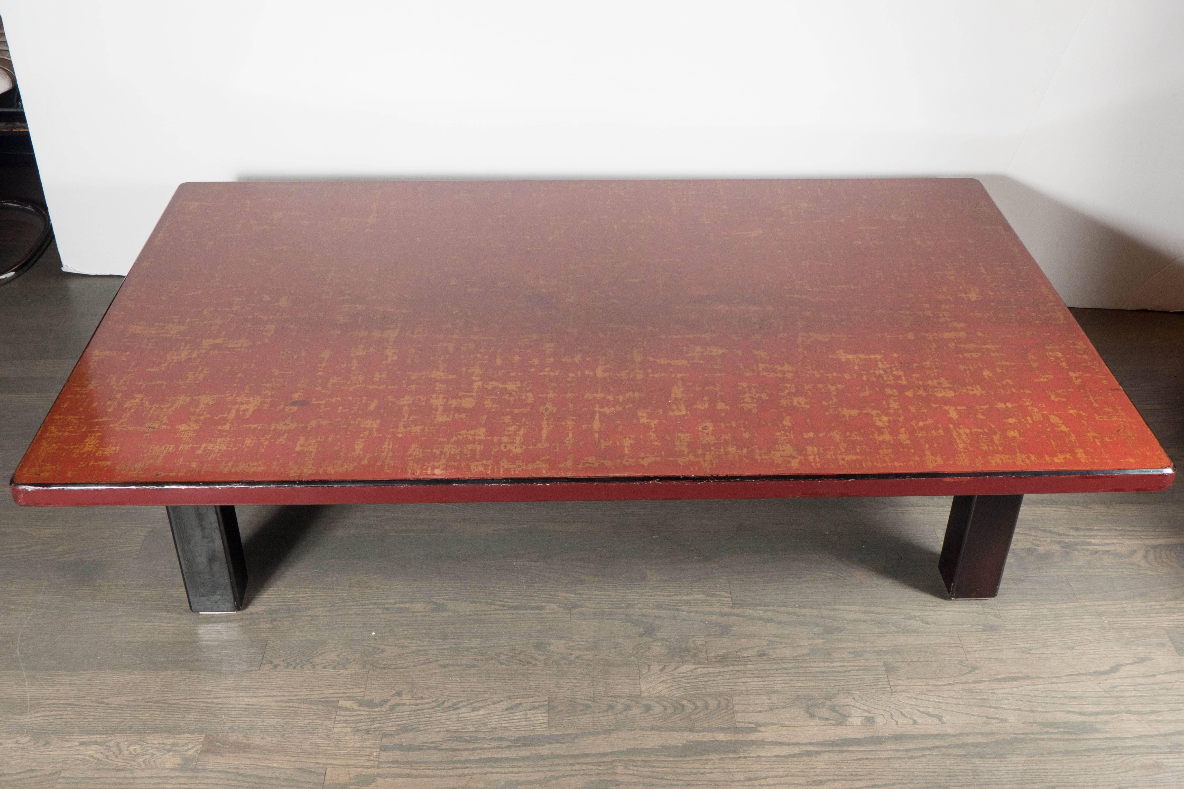 Mid-Century Modern Chinese Red Lacquered Coffee Table on Ebonized Table Legs In Excellent Condition In New York, NY