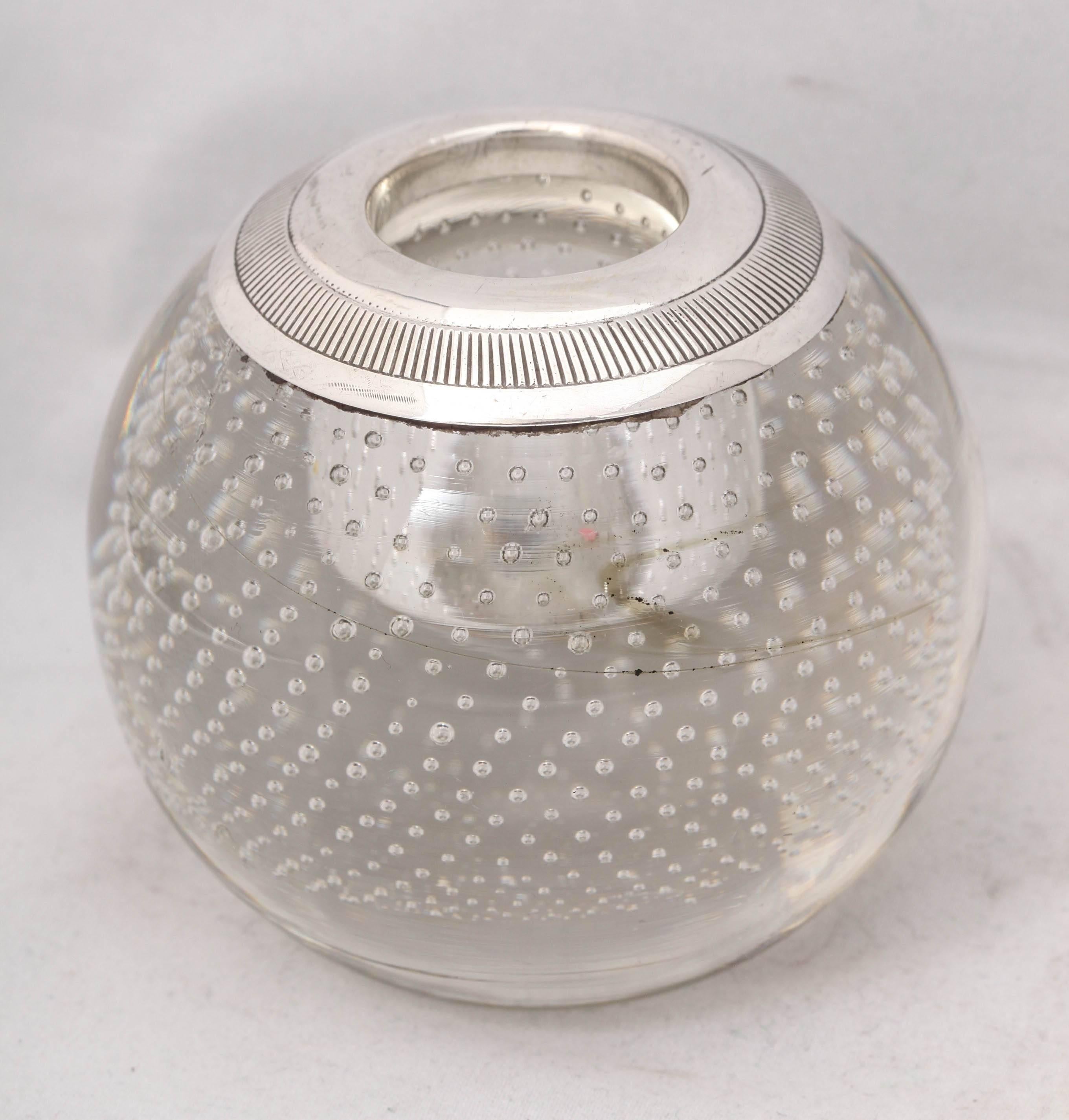 Early 20th Century Large Edwardian Sterling Silver-Mounted Controlled Bubbles Crystal Match Striker