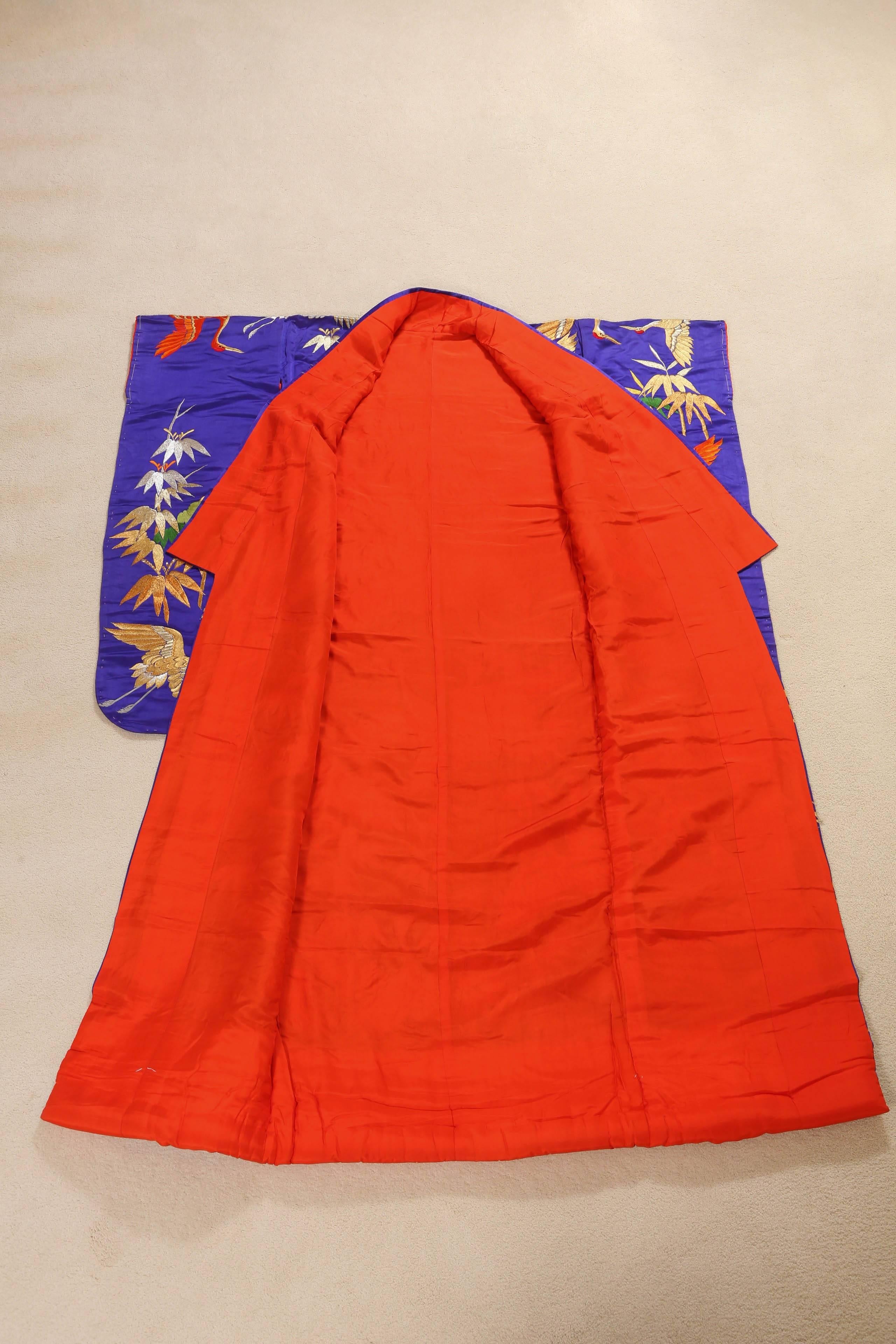 Vintage Collectable Japanese Ceremonial Kimono In Excellent Condition In North Hollywood, CA