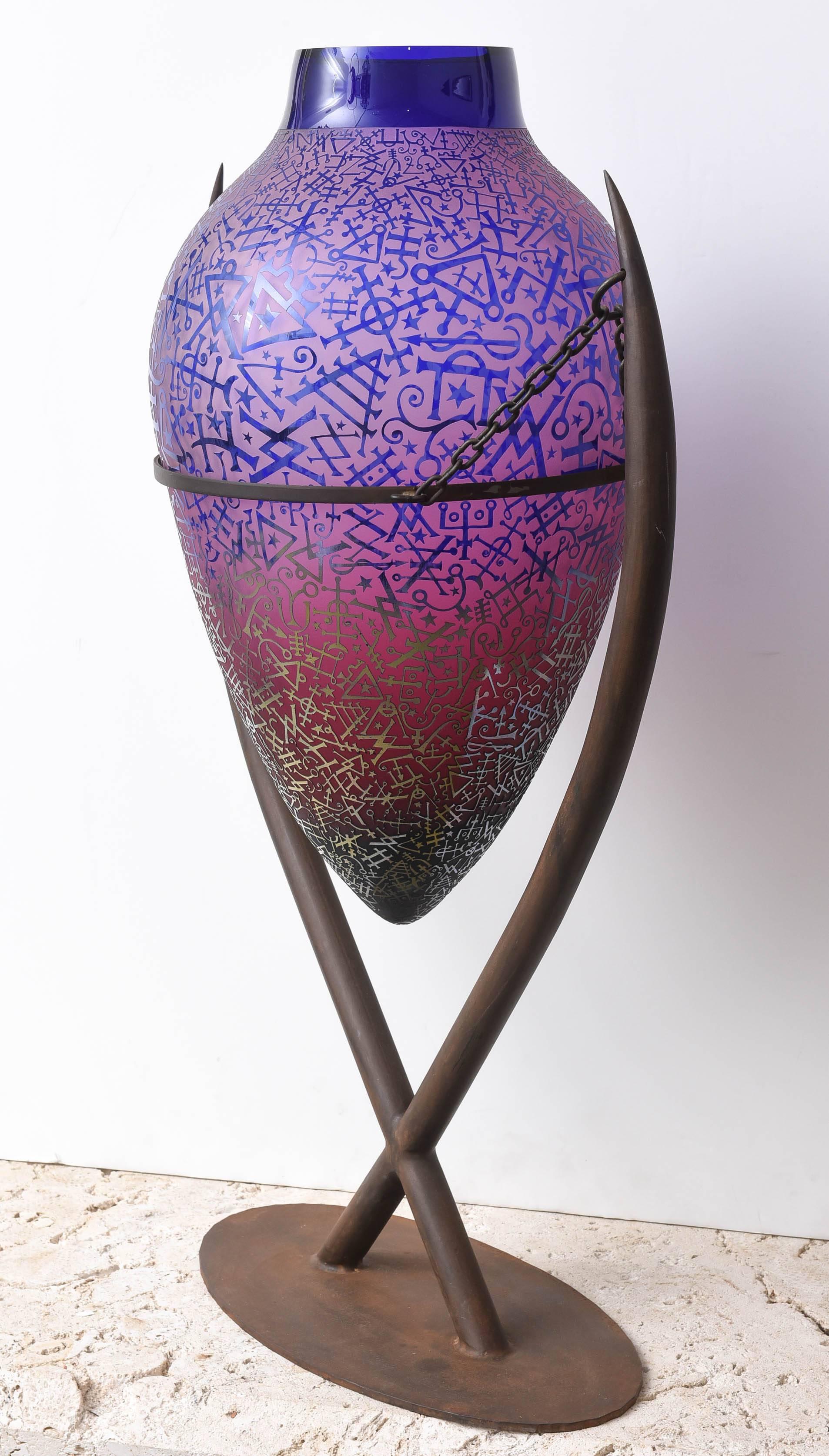 Large Scaled Art Glass Vase 