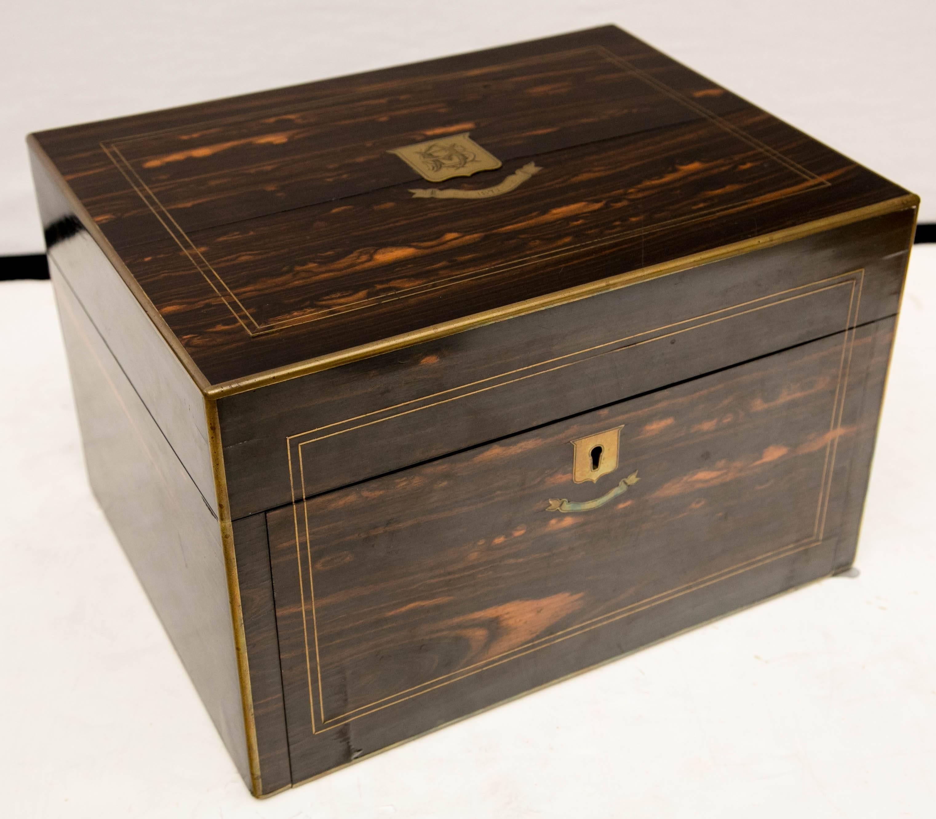 Victorian Coromandel Wood Ladies Necessaire, Dressing or Jewelry Box 4