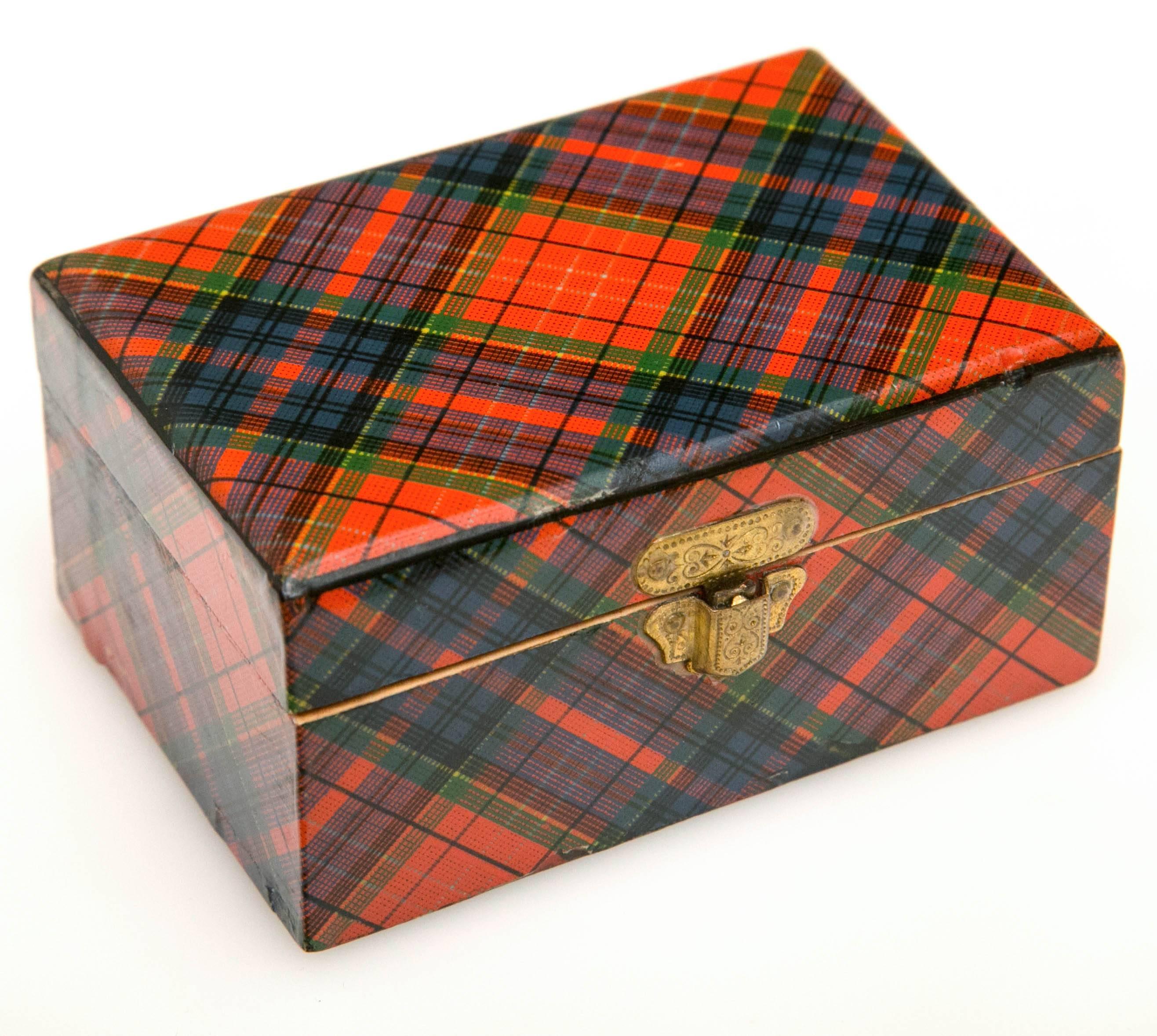 tartan ware