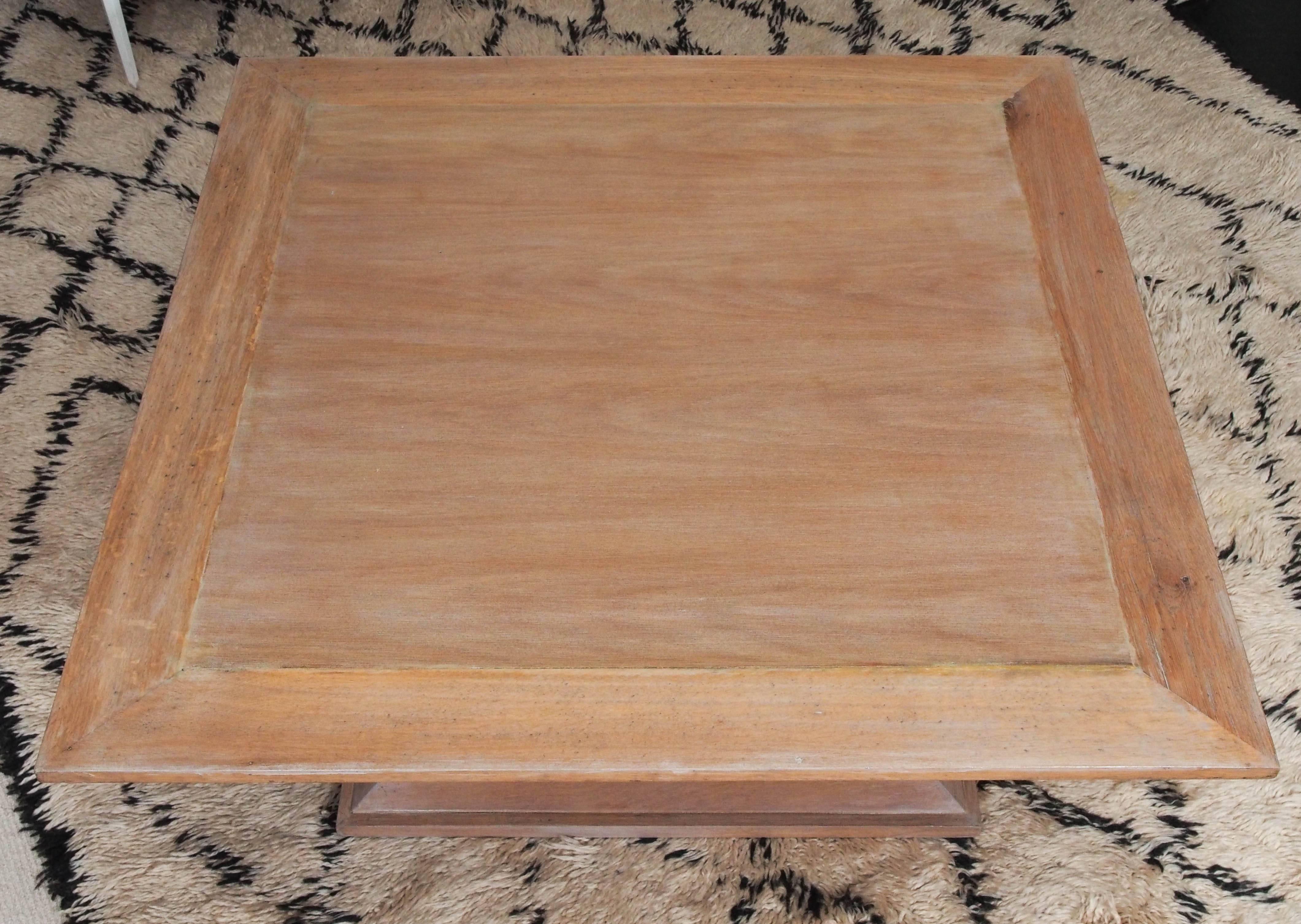 Handsome French 1940s Oak Coffee Table In Excellent Condition For Sale In New Orleans, LA