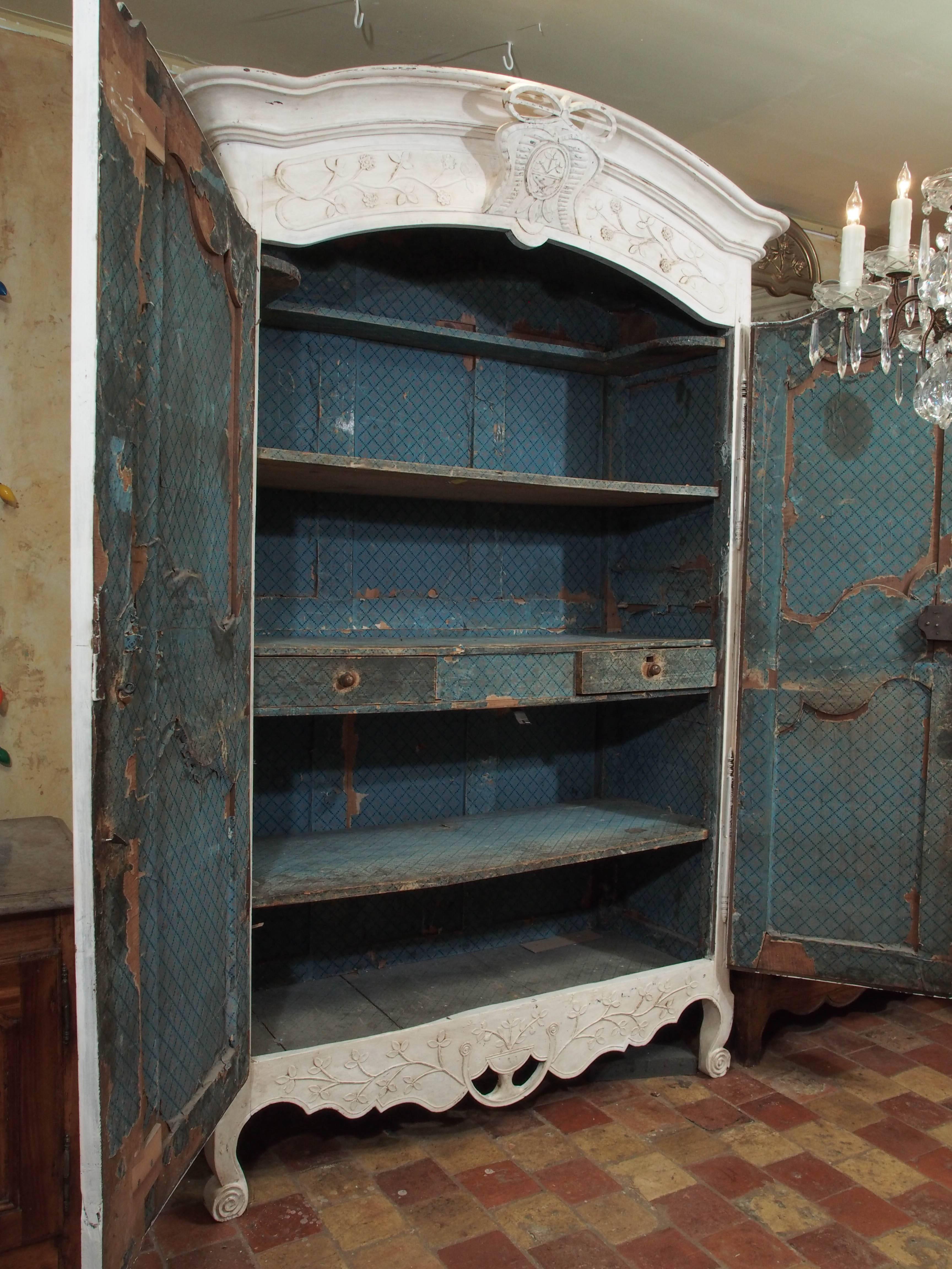 18th Century Painted Louis XV Provençale Armoire In Good Condition In New Orleans, LA