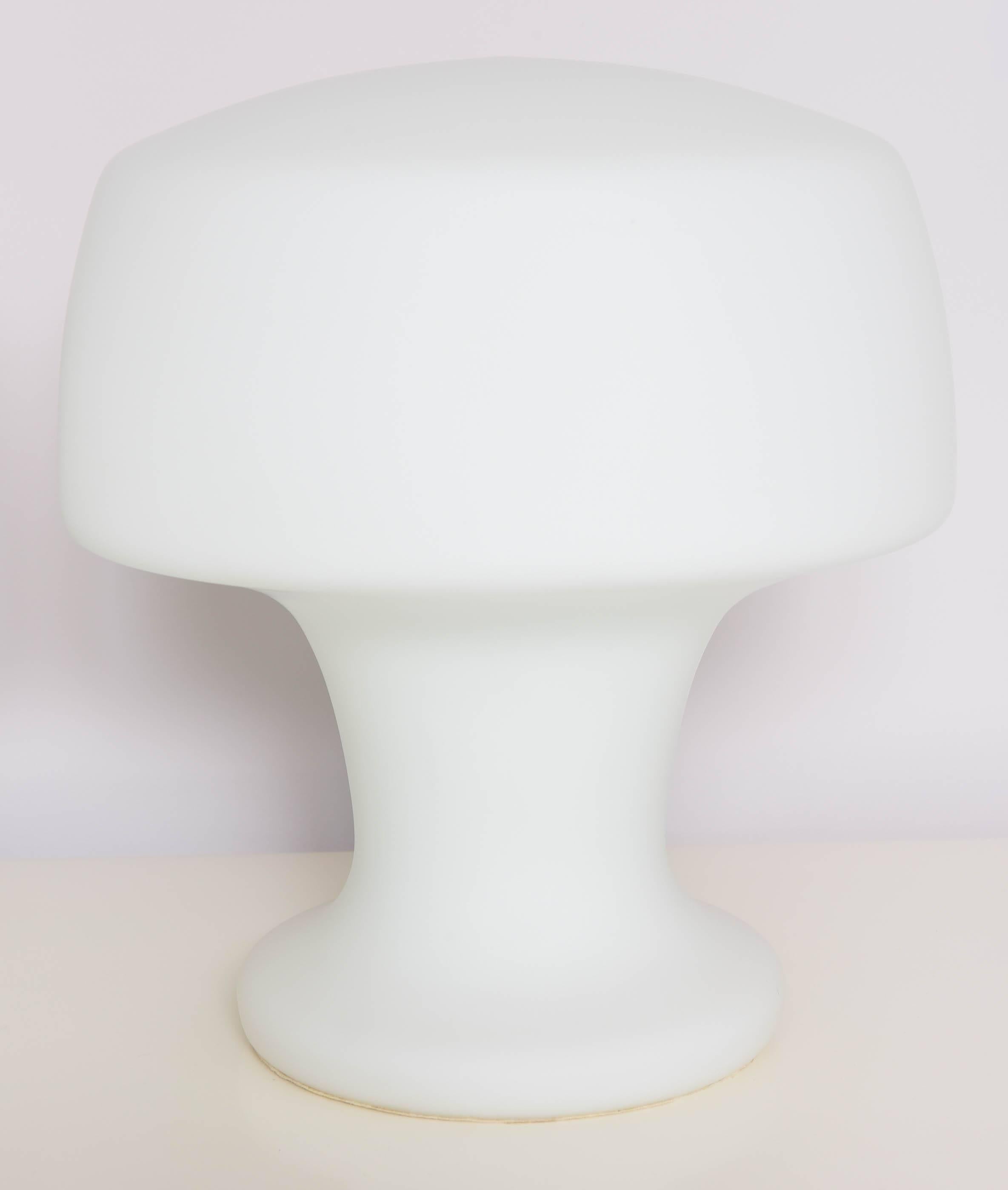White,fantastic midcentury lamps,elegant and very modern
