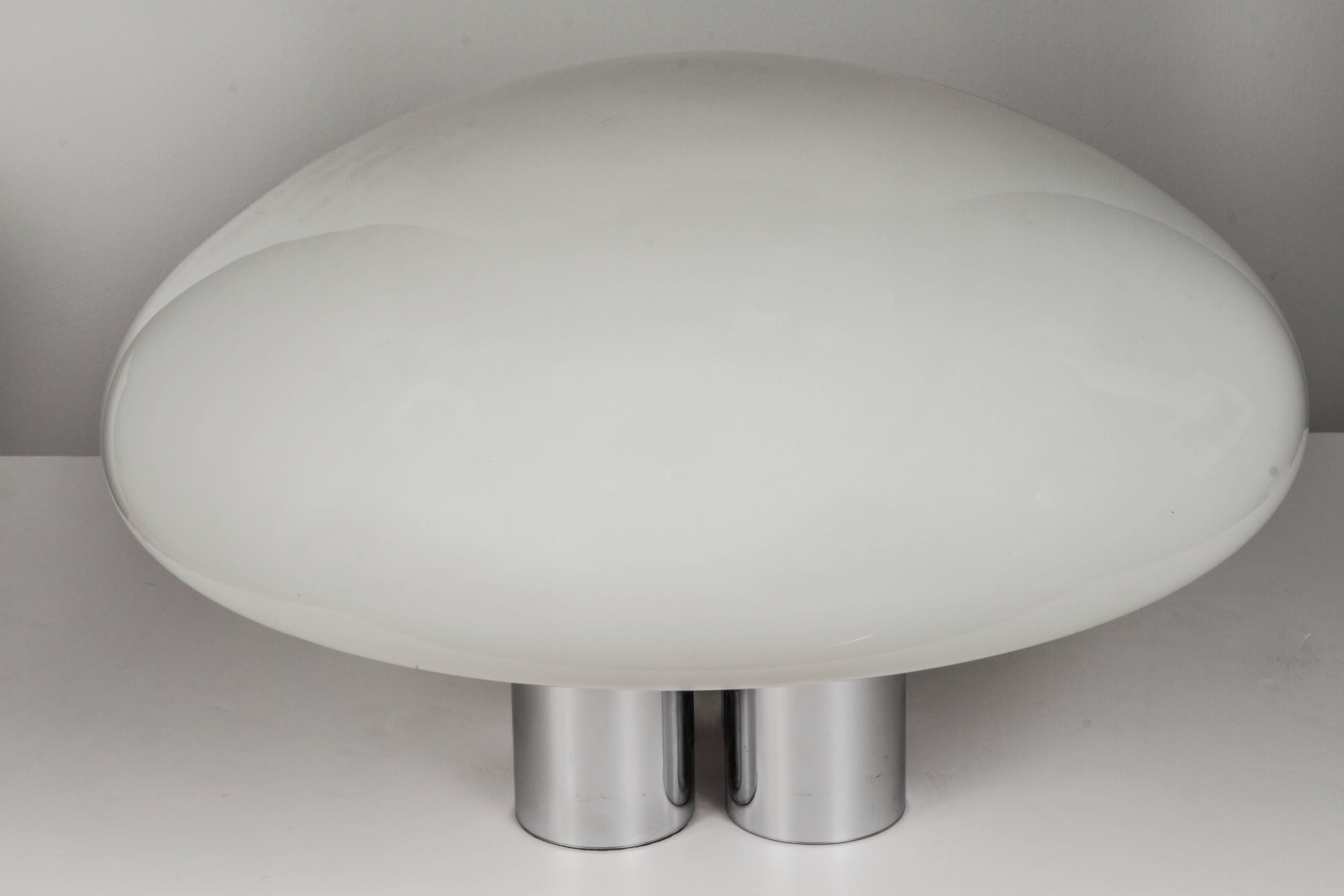Large Sergio Mazza 'Magnolia' table lamp for Quattrifolio c. 1971. This is the largest size the lamp was made in. Executed in a seemingly floating bilious handblown opaline glass shade over a four pillar chromed base for Quattrifolio, Italy.
