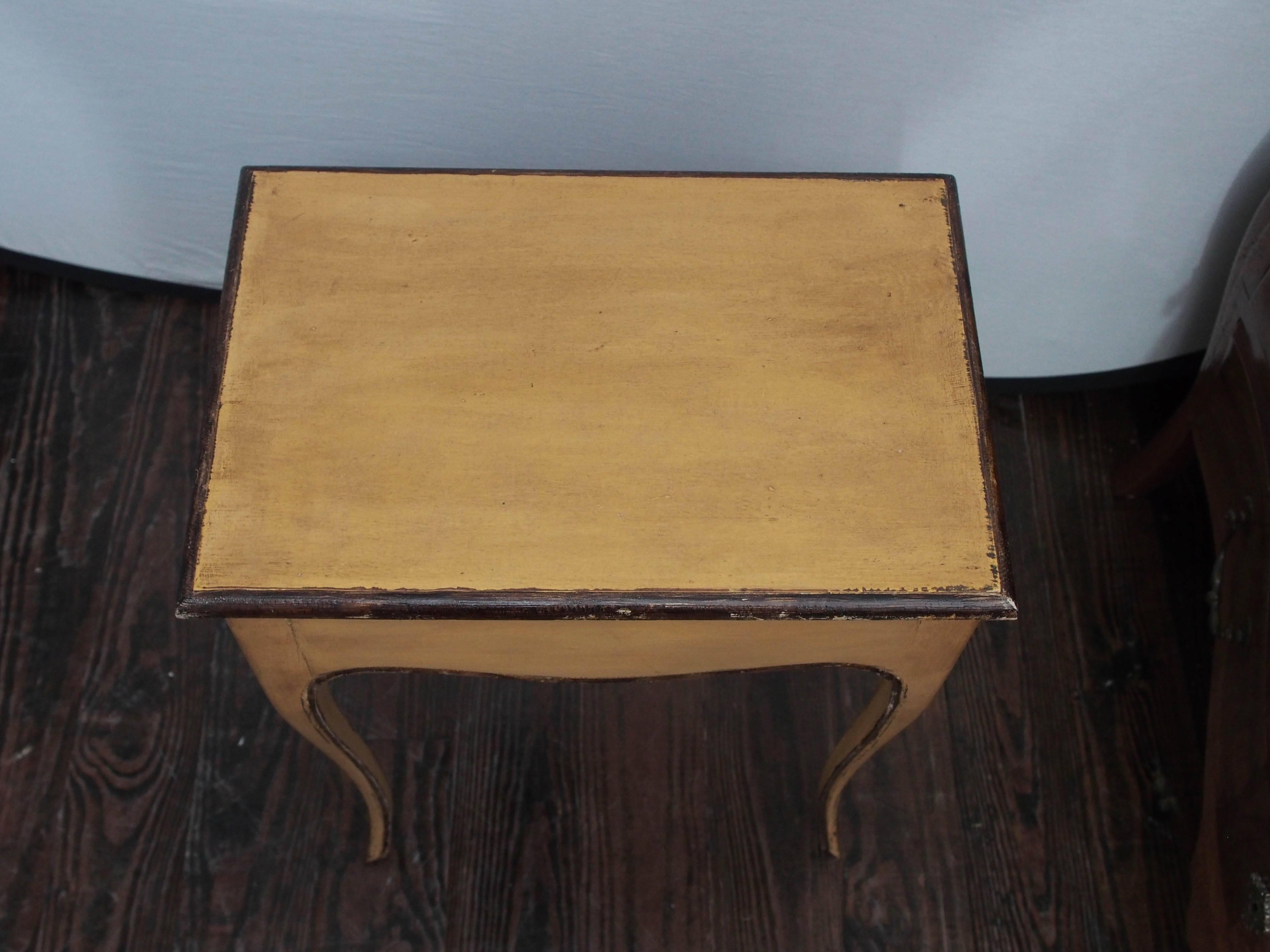 18th Century and Earlier Louis XVI Painted side table  For Sale