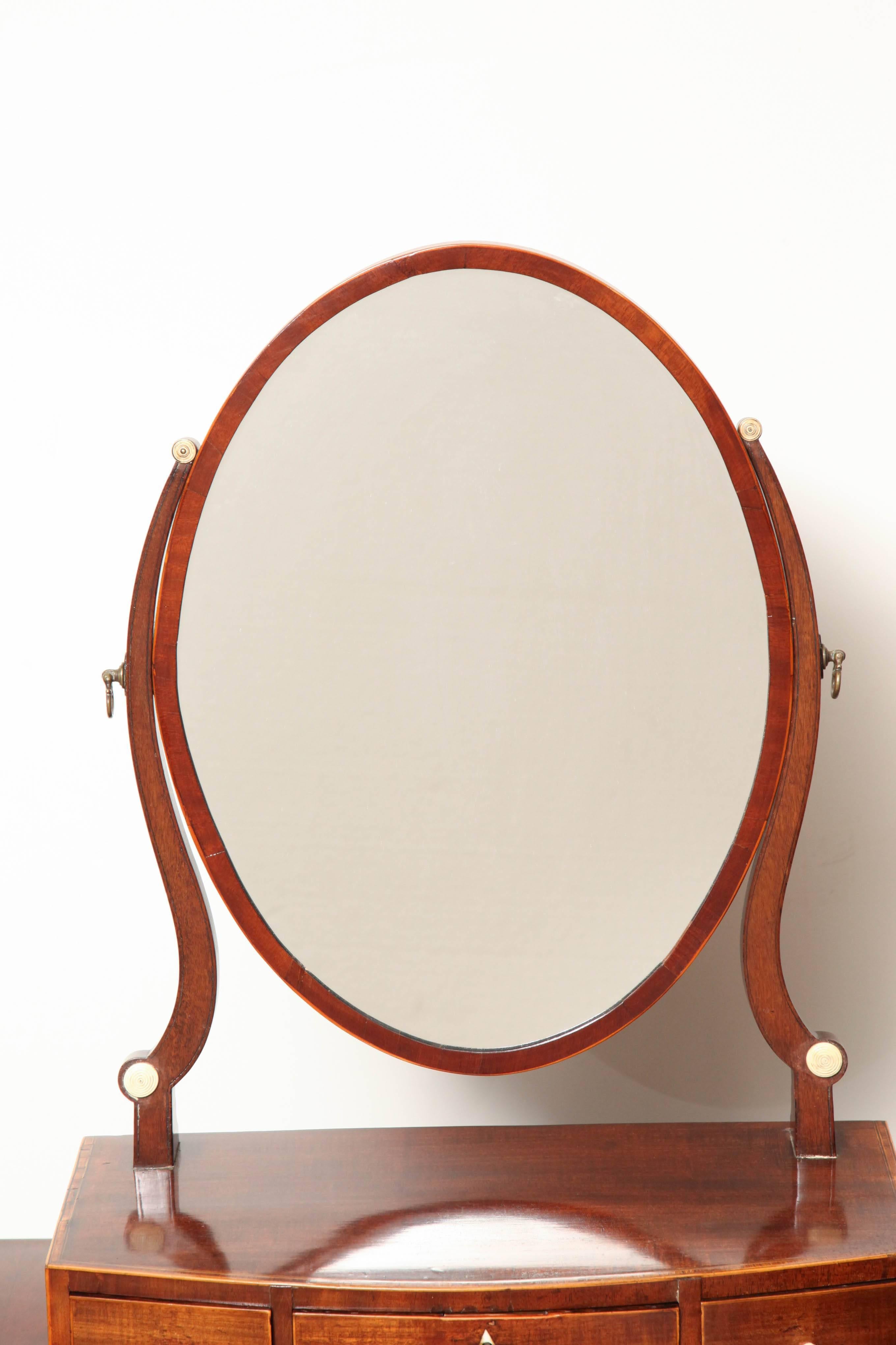 Early 19th Century English Regency, Mahogany Dressing Table Mirror In Excellent Condition In New York, NY