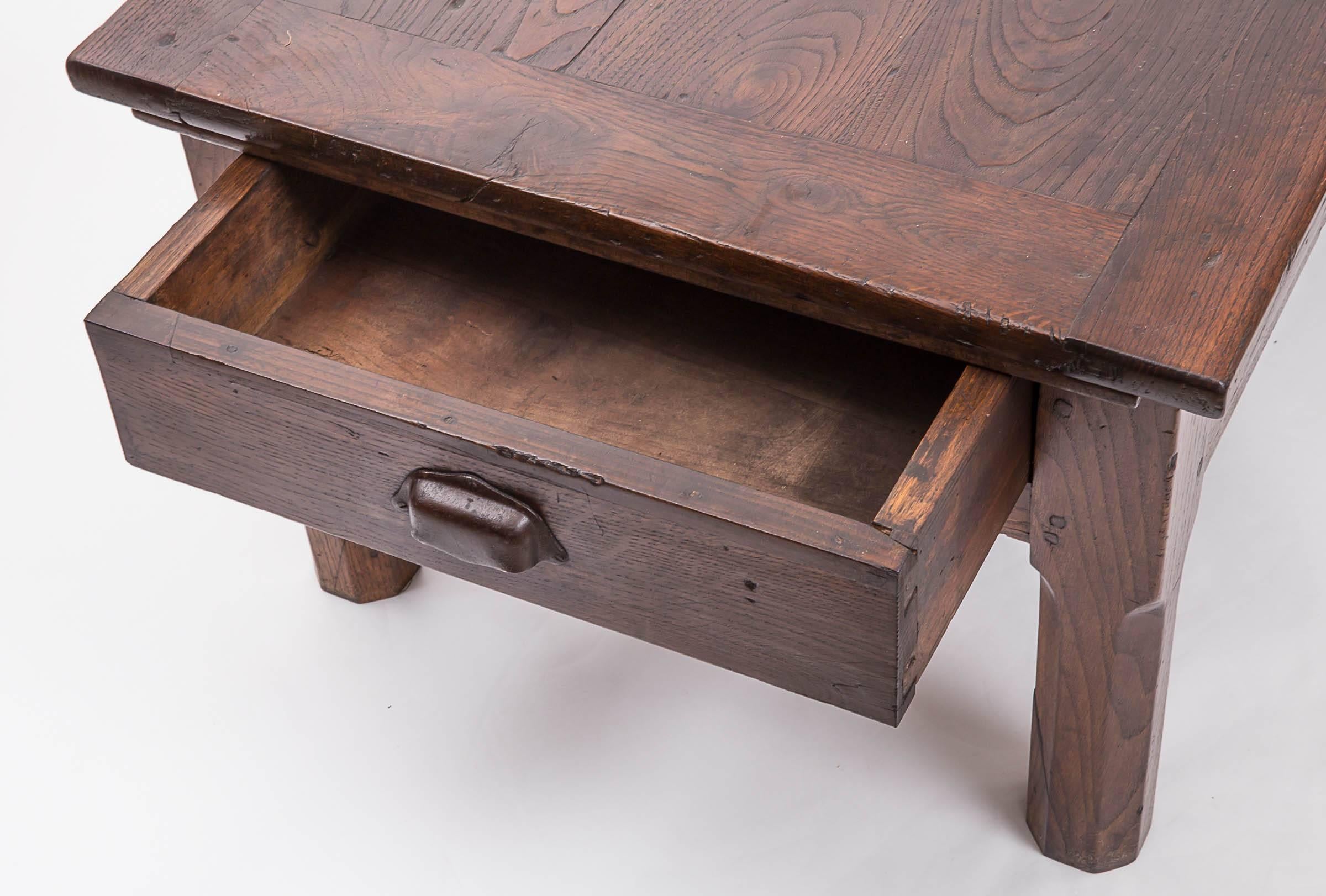 19th Century Chestnut Coffee Table, France, circa 1860 In Excellent Condition In East Hampton, NY
