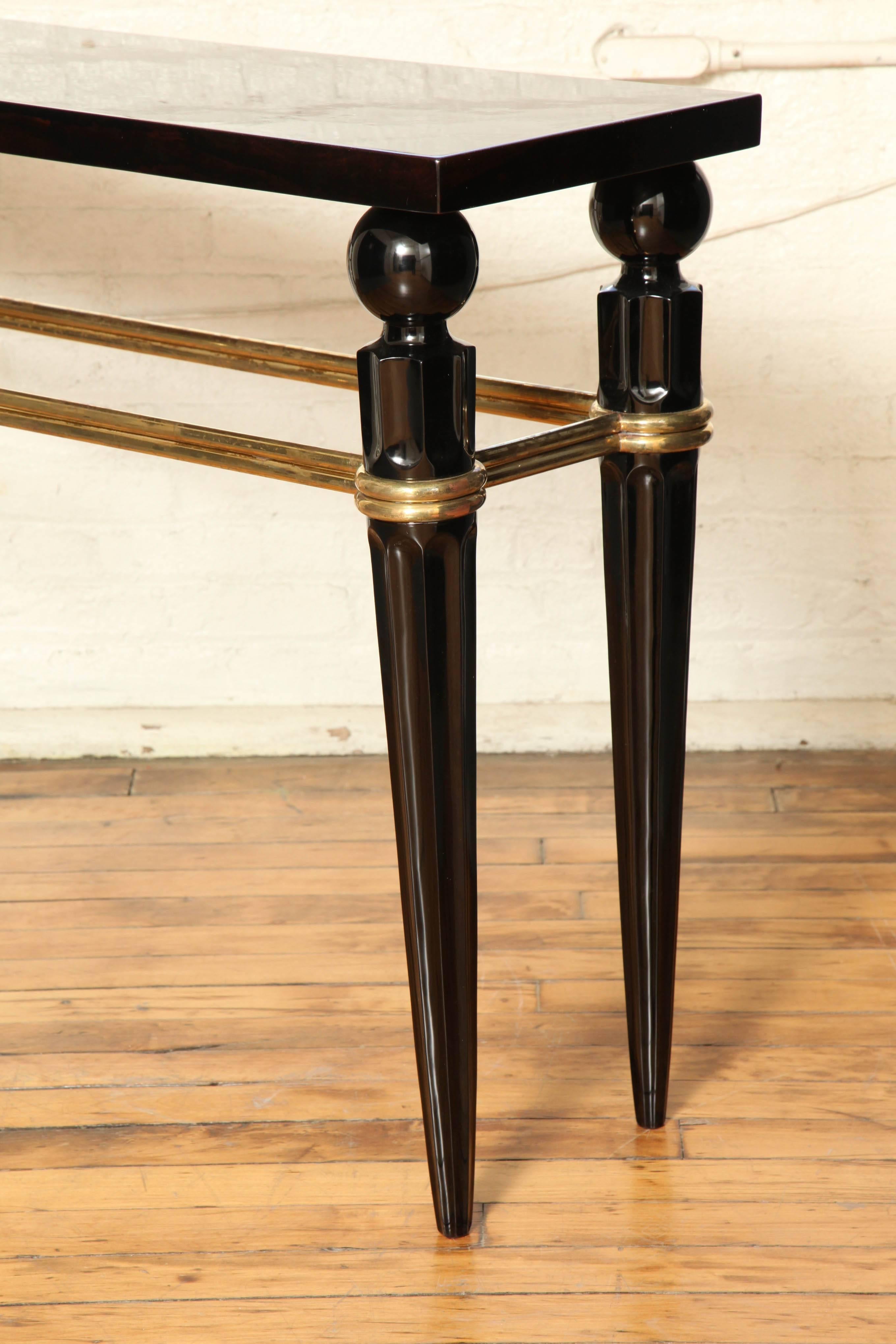 Art Deco Console Table in Macassar Ebony and Brass, circa 1940 In Excellent Condition In New York, NY