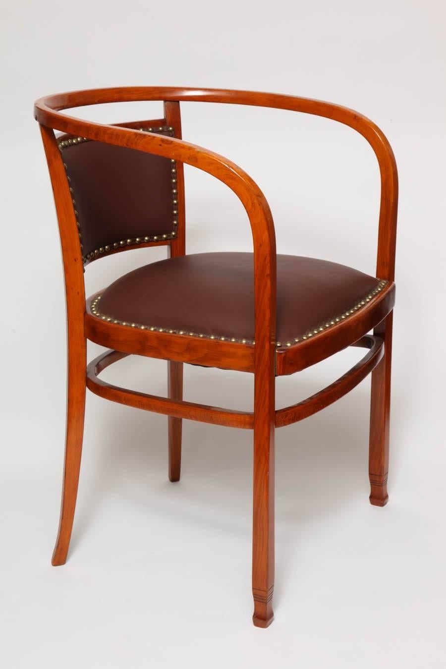 A Viennese secessionist bentwood, beech, brass and leather armchair designed by Otto Wagner, Austria, 1906.
The chair has been reupholstered in leather. Mint condition.