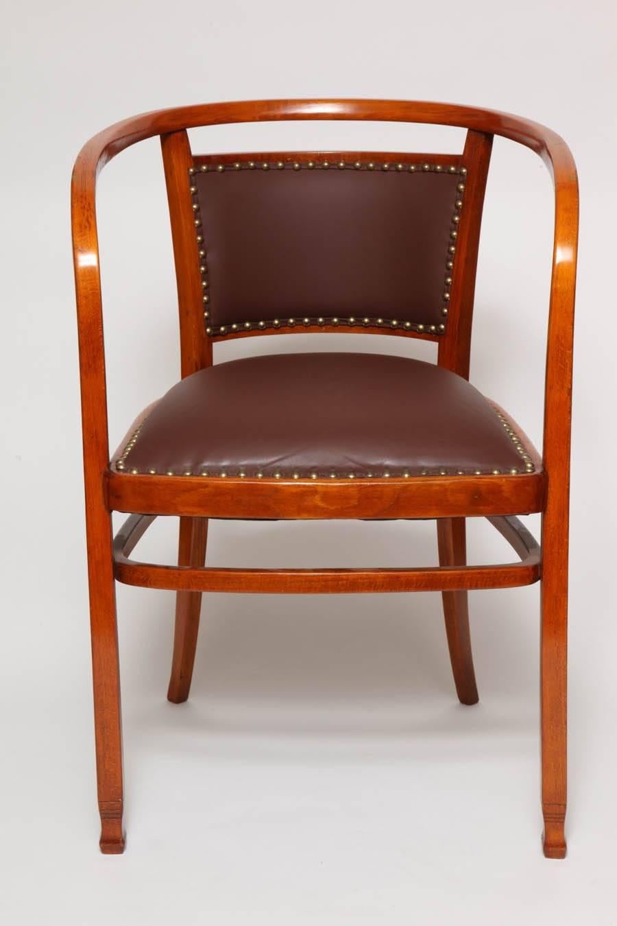 Beech Otto Wagner Secessionist Bentwood and Leather Armchair, J&J Kohn, 1906 For Sale