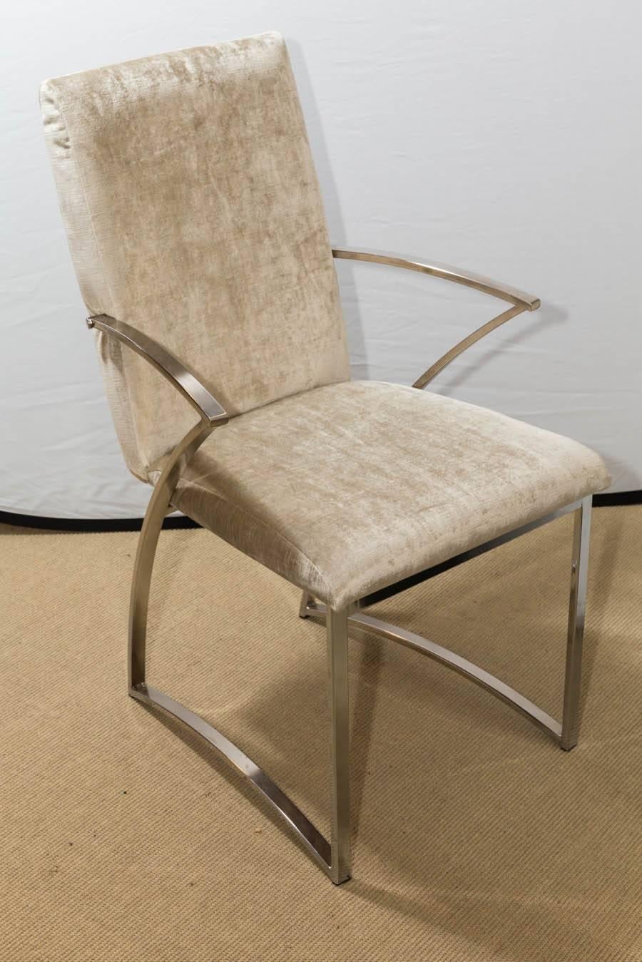 Set of Four Mid-Century Milo Baughman Style Chrome Dining Chairs For Sale 2