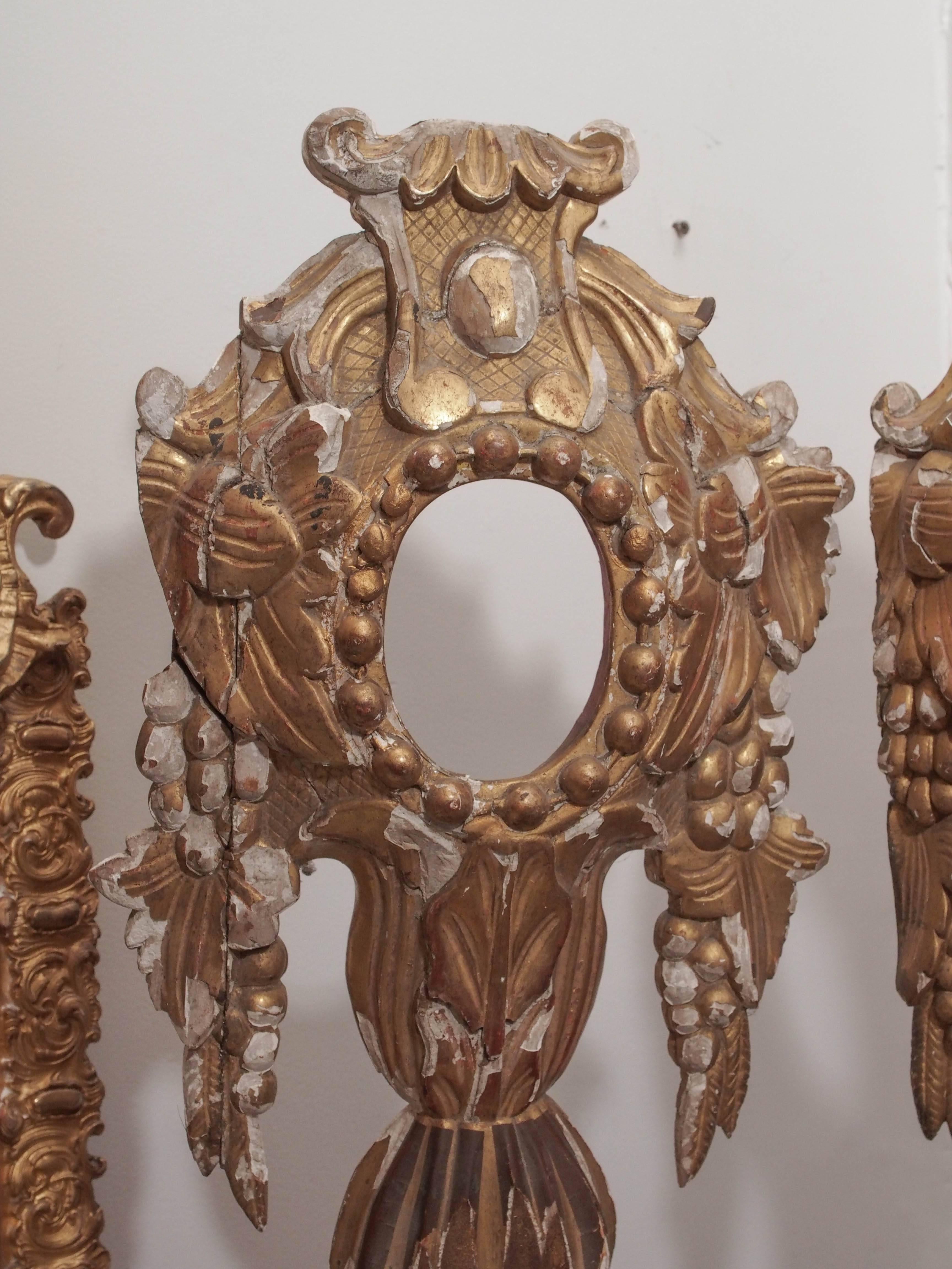 Pair of 18th century baroque Italian reliquaries. Can be wall mounted. 