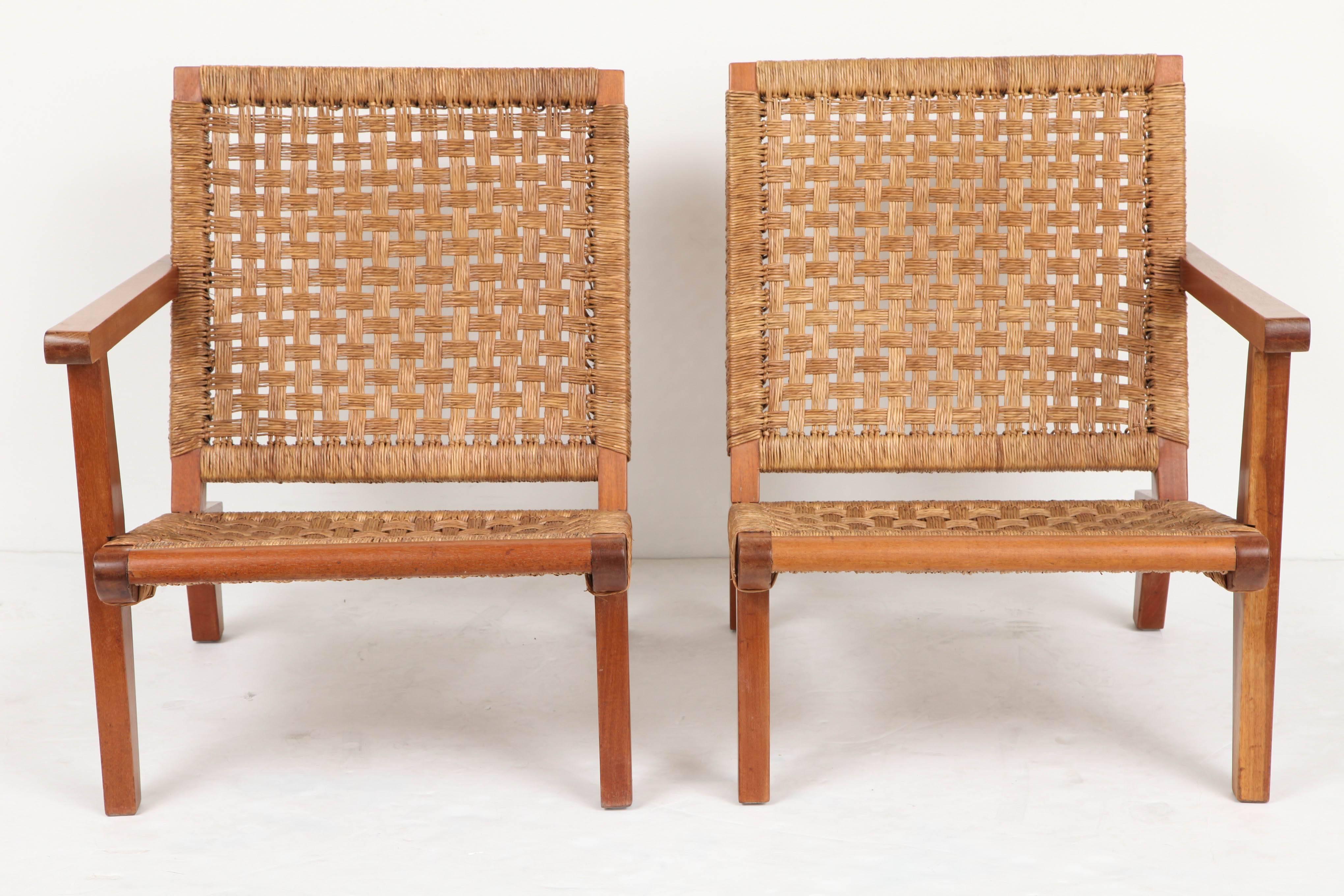 Hand-Woven Clara Porset Walnut and Woven Rush Divided Settee For Sale
