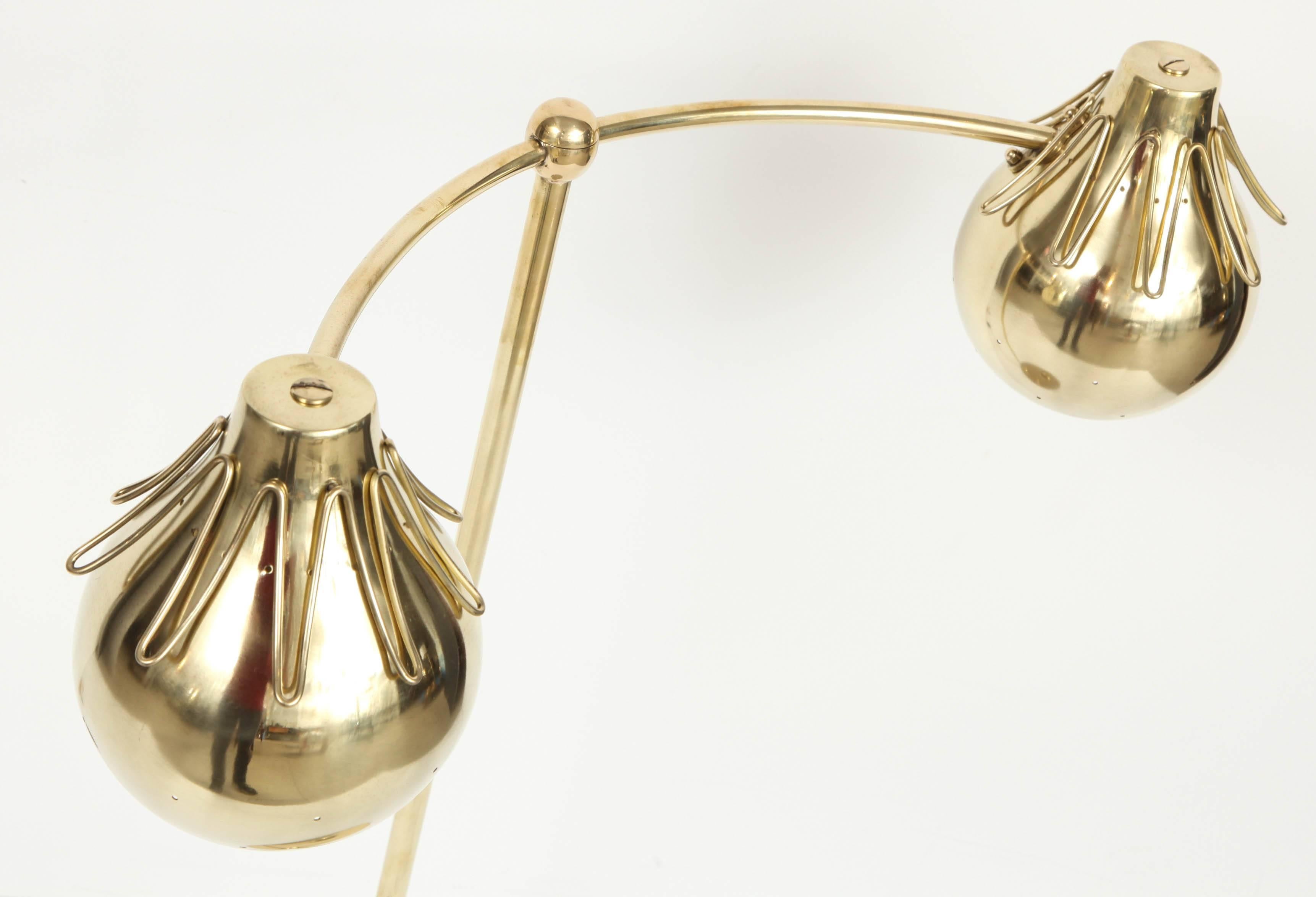 Tall Brass Lamp by Lightolier In Excellent Condition For Sale In New York, NY