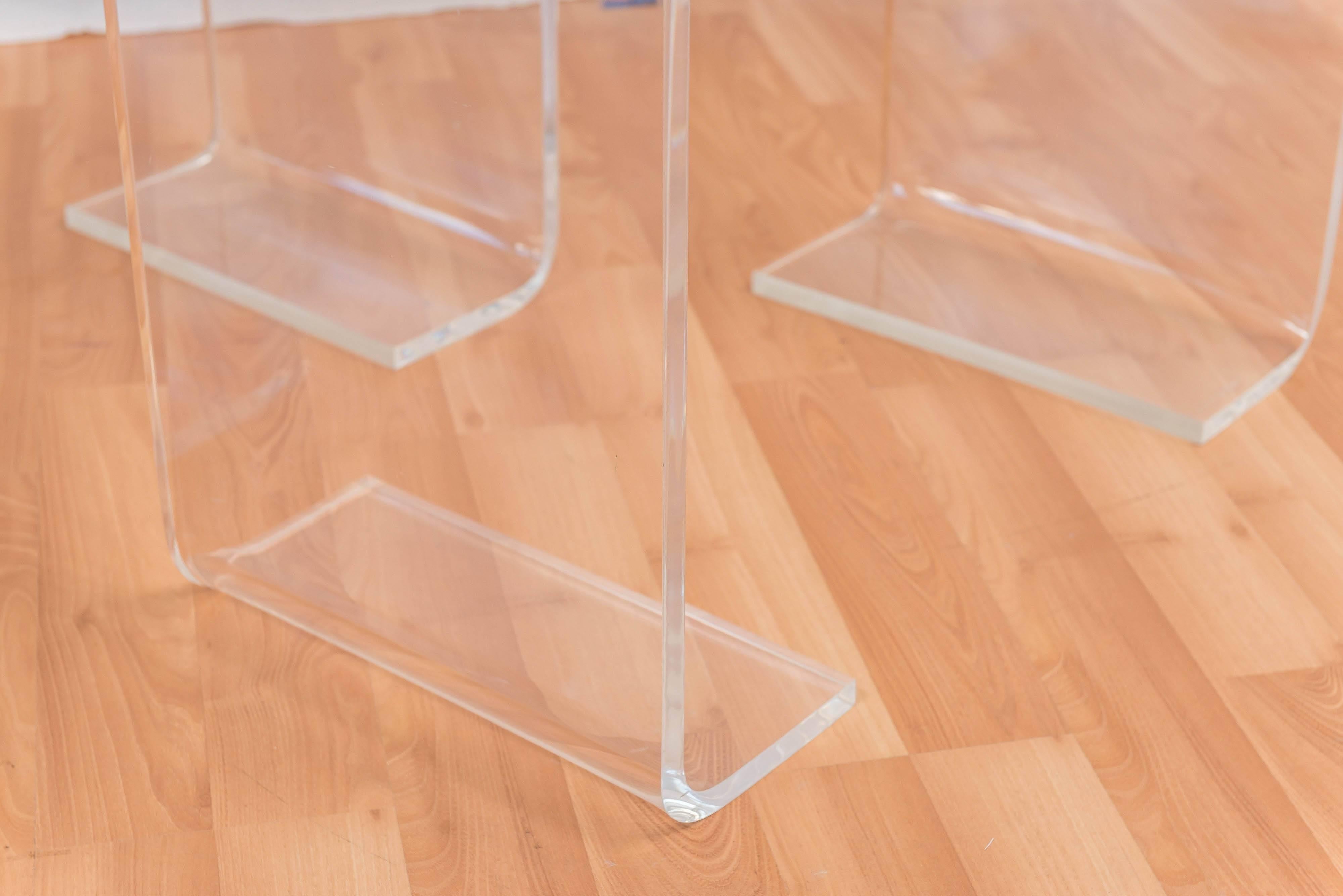 Pair Les Prismatiques Lucite End Tables In Good Condition In San Francisco, CA